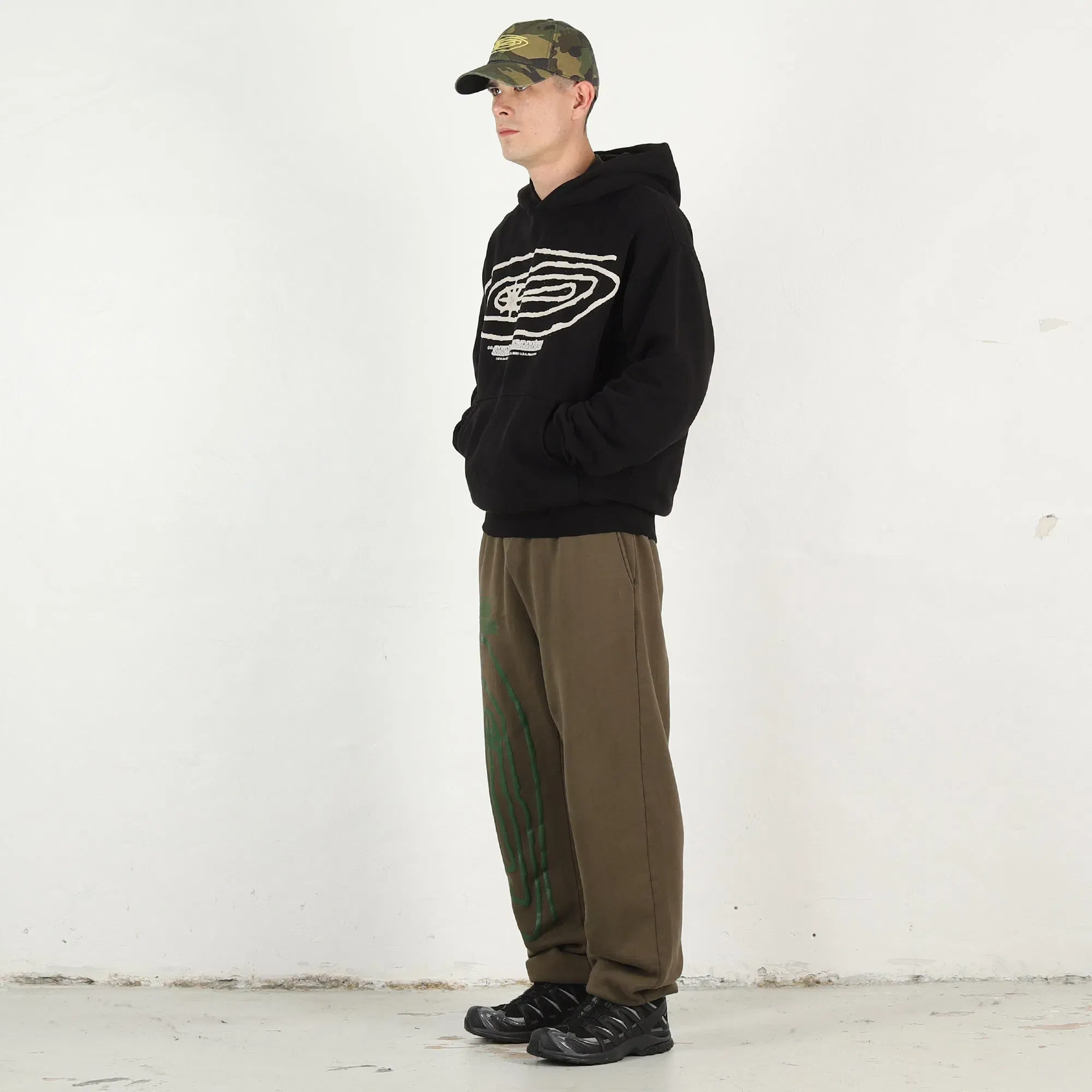 Online Ceramics Shooting Star Hoodie - Black
