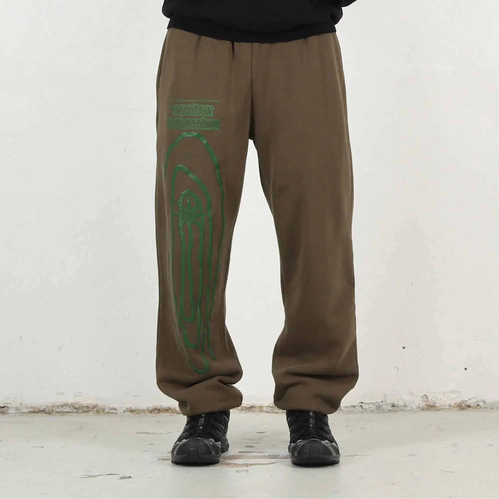 Online Ceramics Shooting Star Sweatpant - Dark Green