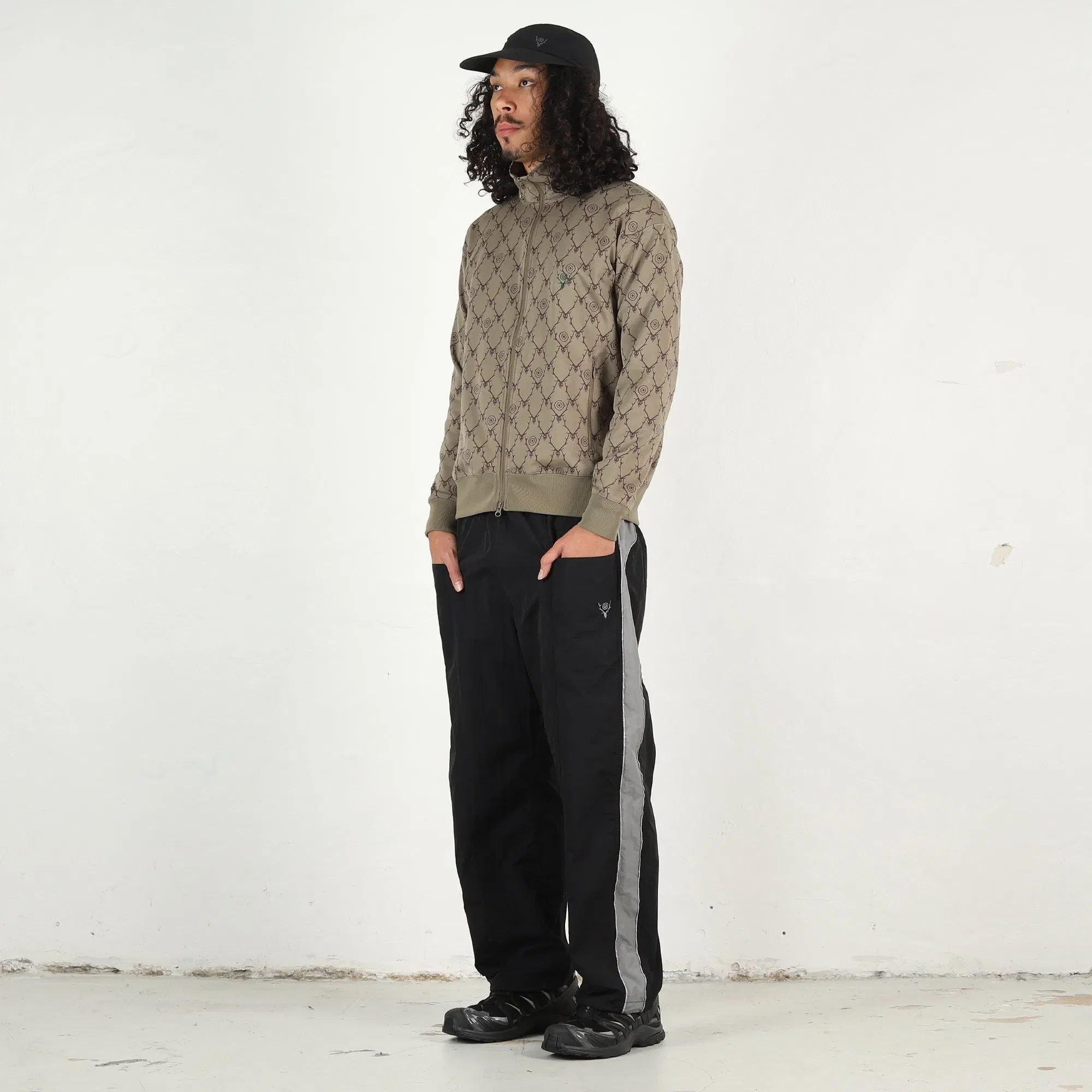 SOUTH2 WEST8 Trainer Jacket Poly Jq - Skull & Target