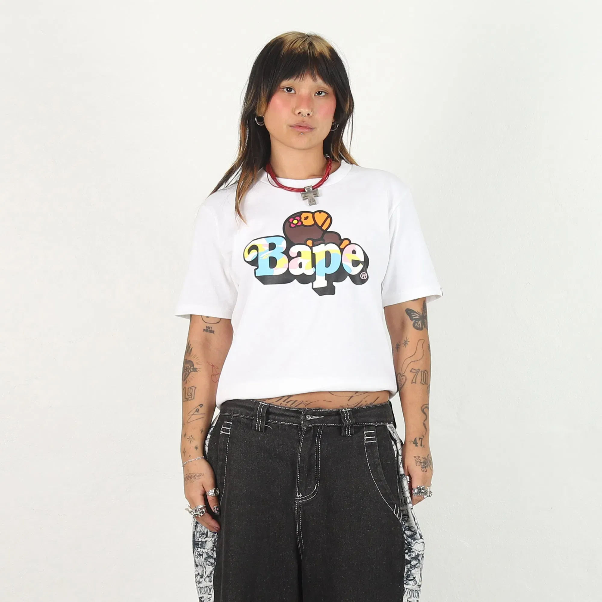 BAPE W' Camo Baby Lisa On Bape T-Shirt - White