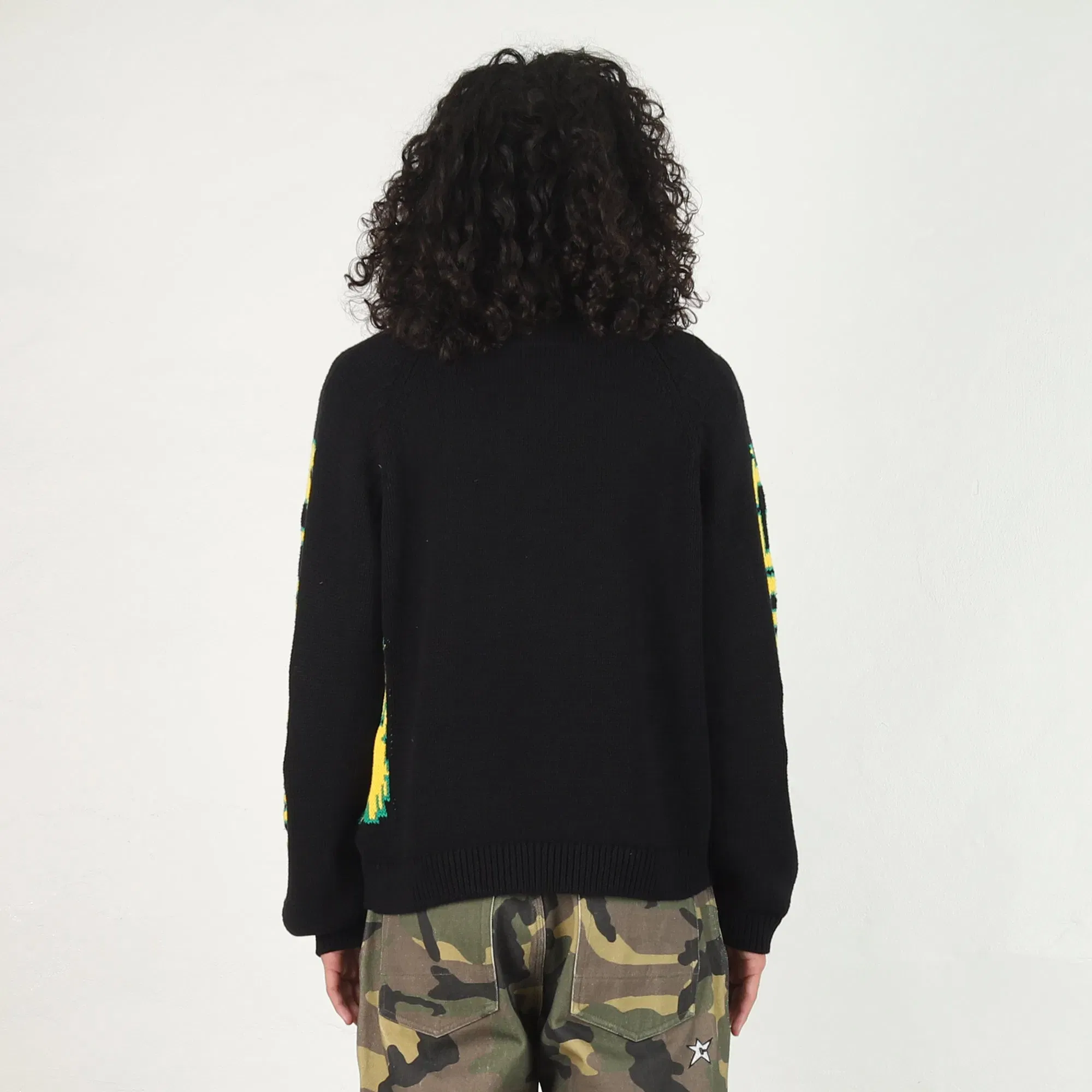Carpet Lion Woven Sweater - Black