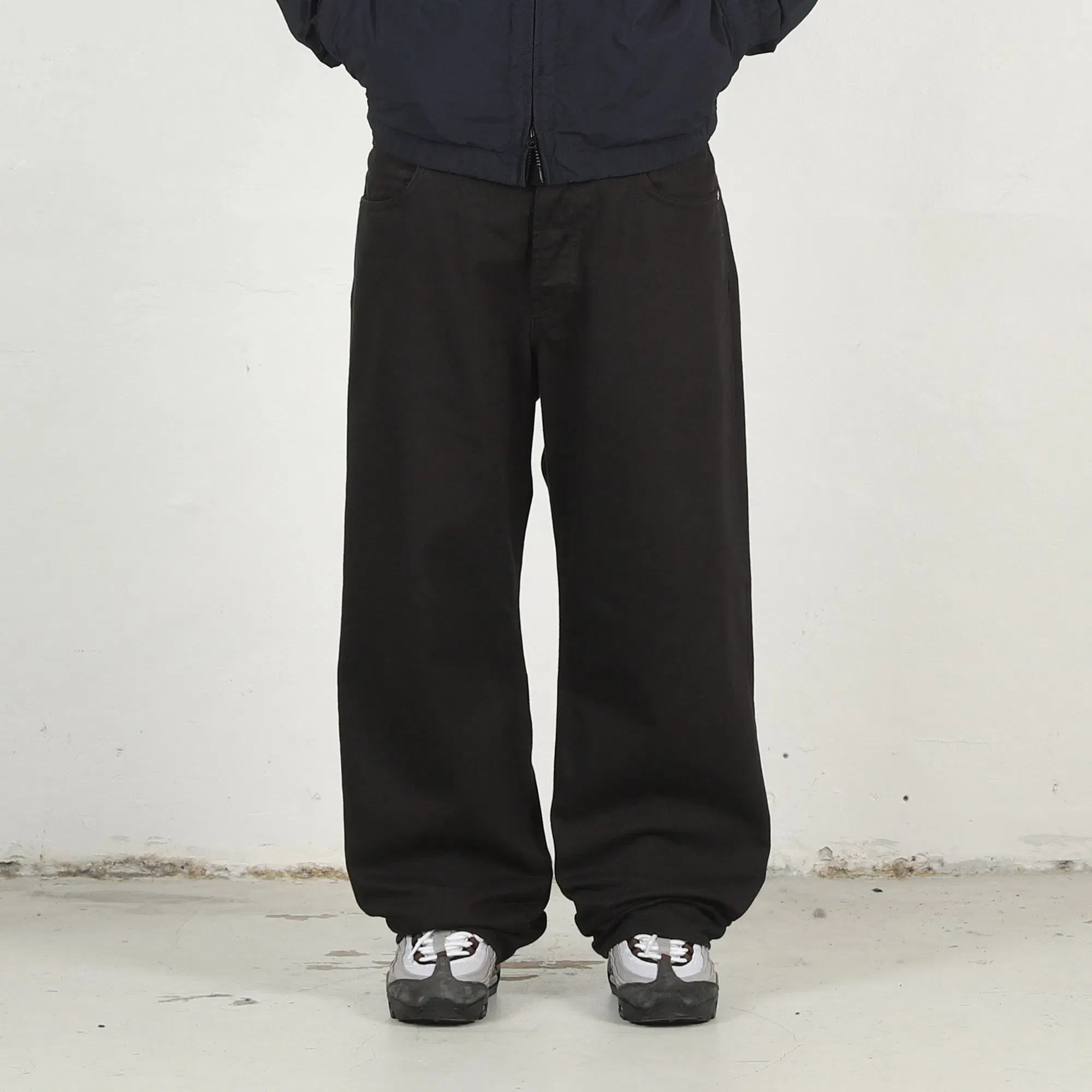 Stone Island J100006 Trousers - Black