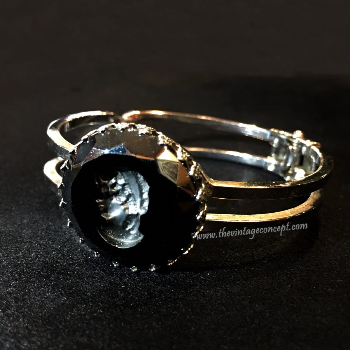 Vintage Concept HK 1950's Rhodium Plated Hematite Cameo Hinge Bangle