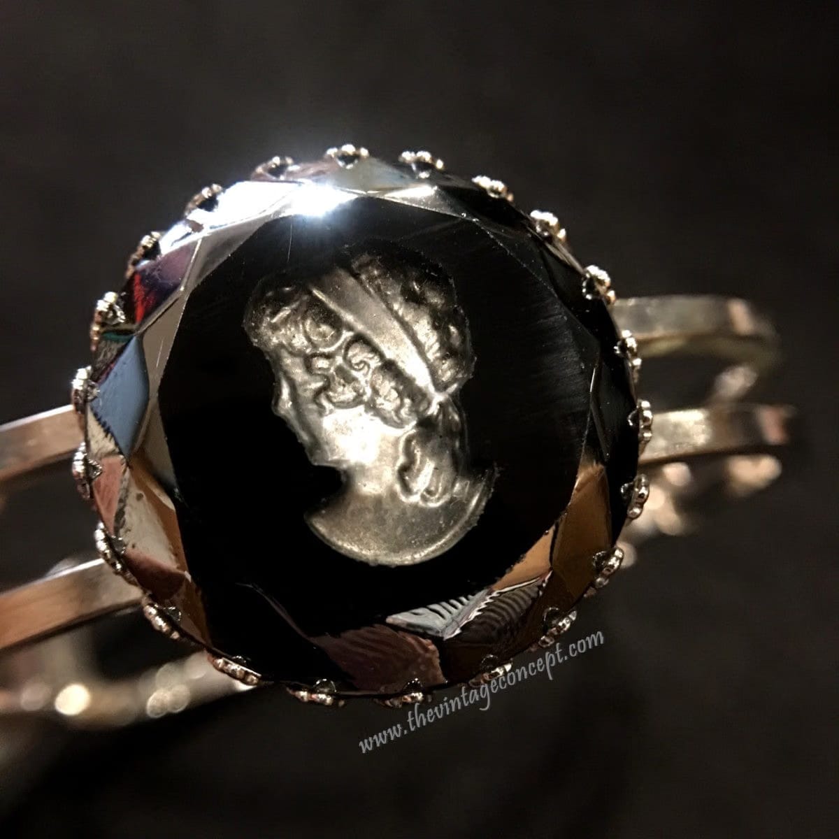 Vintage Concept HK 1950's Rhodium Plated Hematite Cameo Hinge Bangle