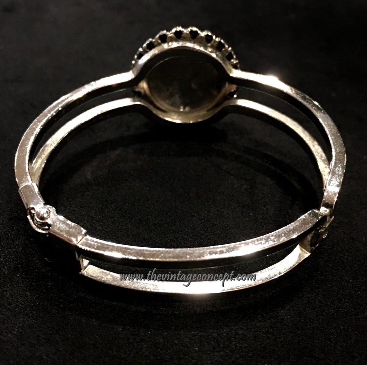 Vintage Concept HK 1950's Rhodium Plated Hematite Cameo Hinge Bangle