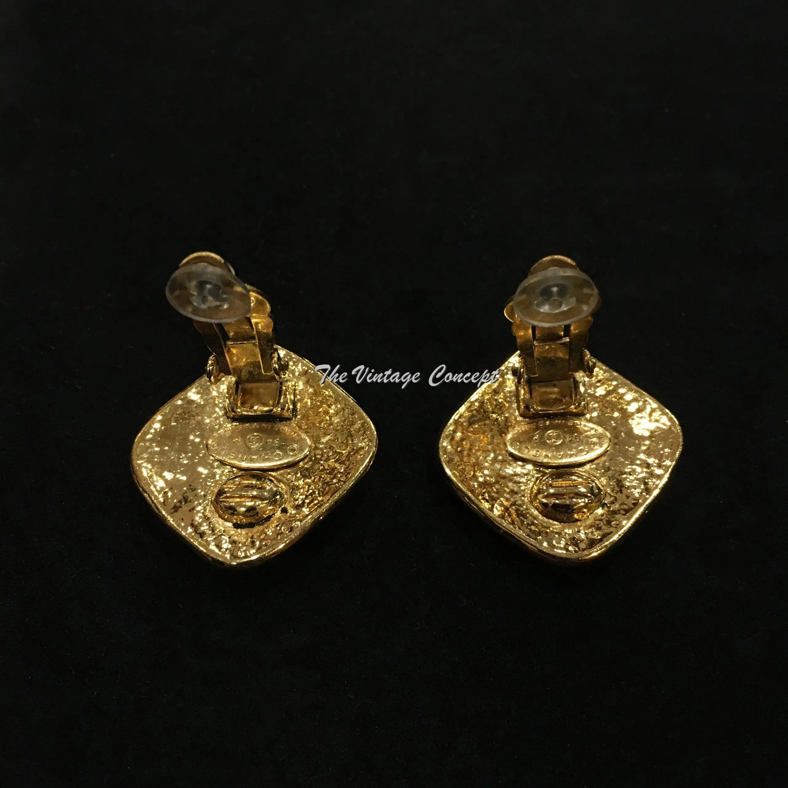 Chanel Gold Tone Diamond Shape w/ Logo Clip Earrings 94P