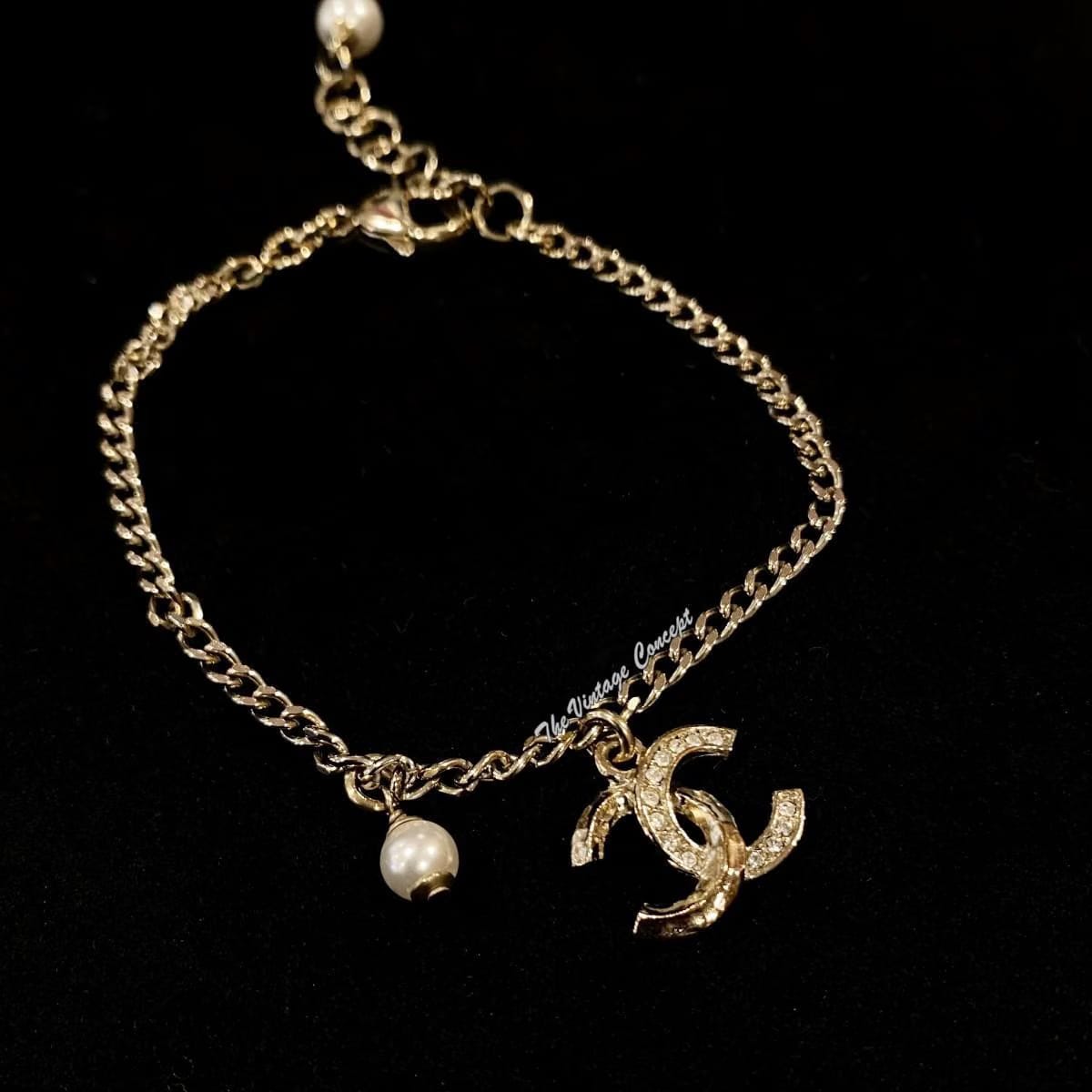 Chanel NEW Gold Tone CC Logo Faux Pearl Bracelet C21K