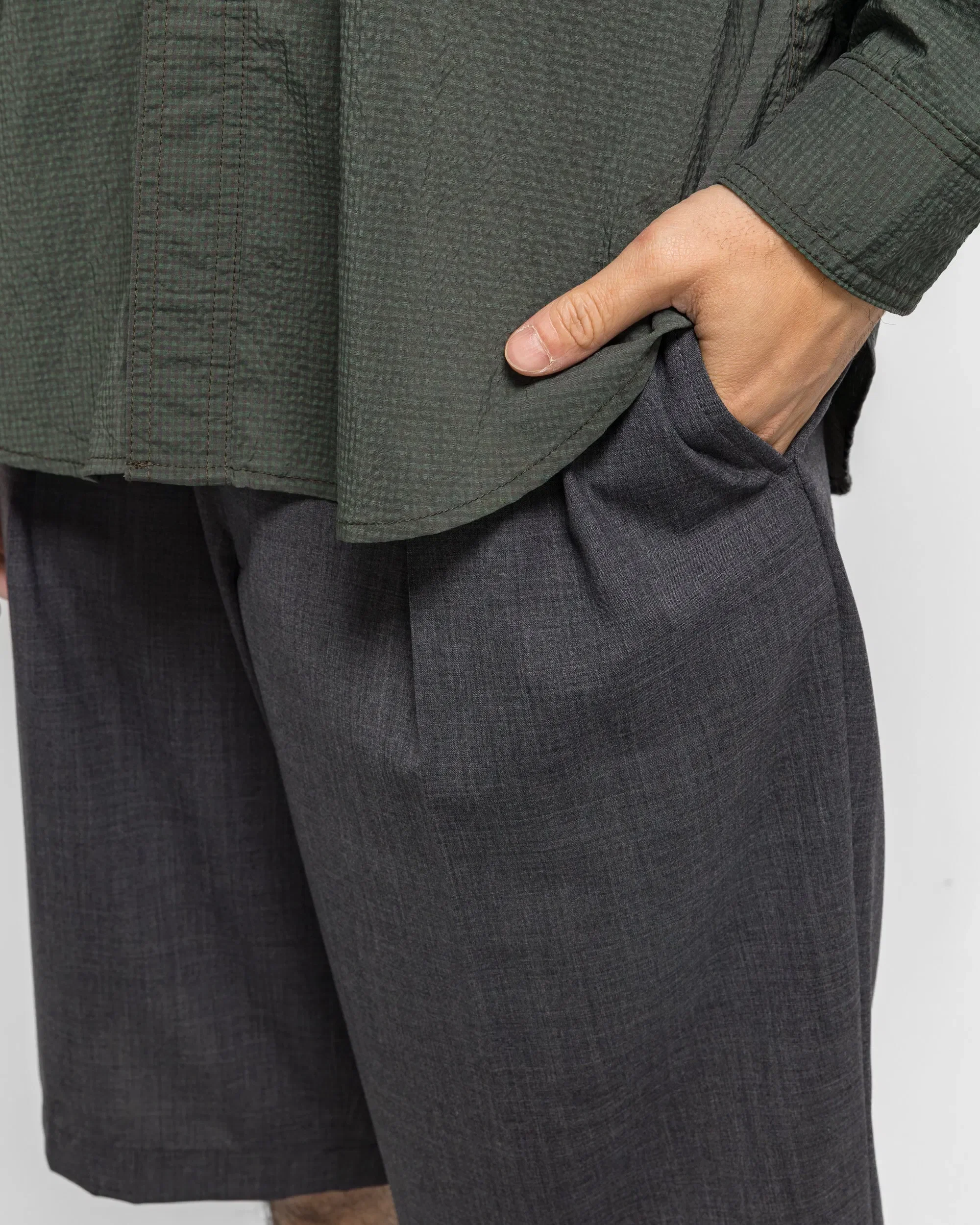 BEAMS PLUS 2 Pleats Shorts Wool Tropical - Charcoal