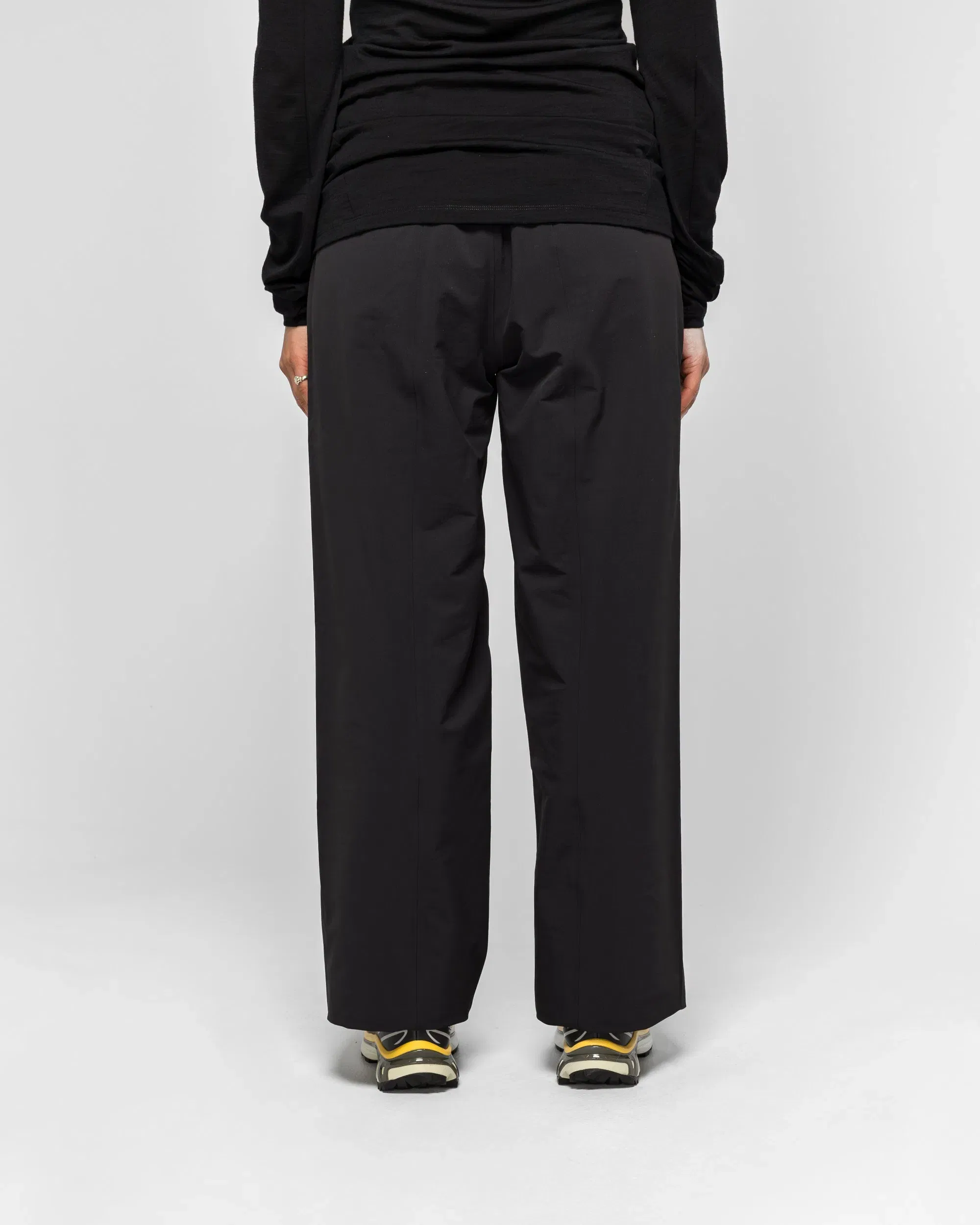 Veilance Womens Khara Pant - Black