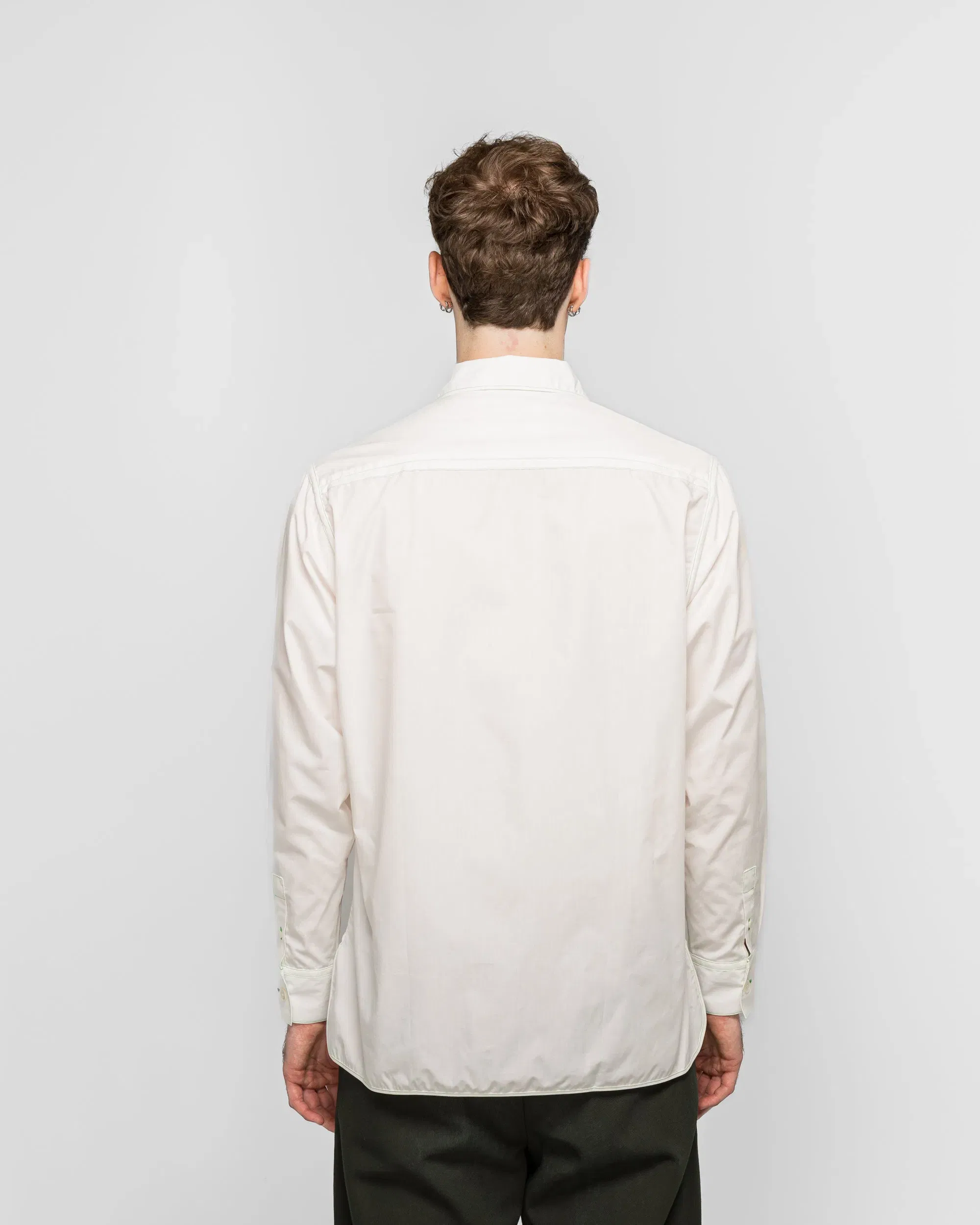 Dudley Coppice The Gardeners Shirt - Hydrangea White Poplin Green Stitching