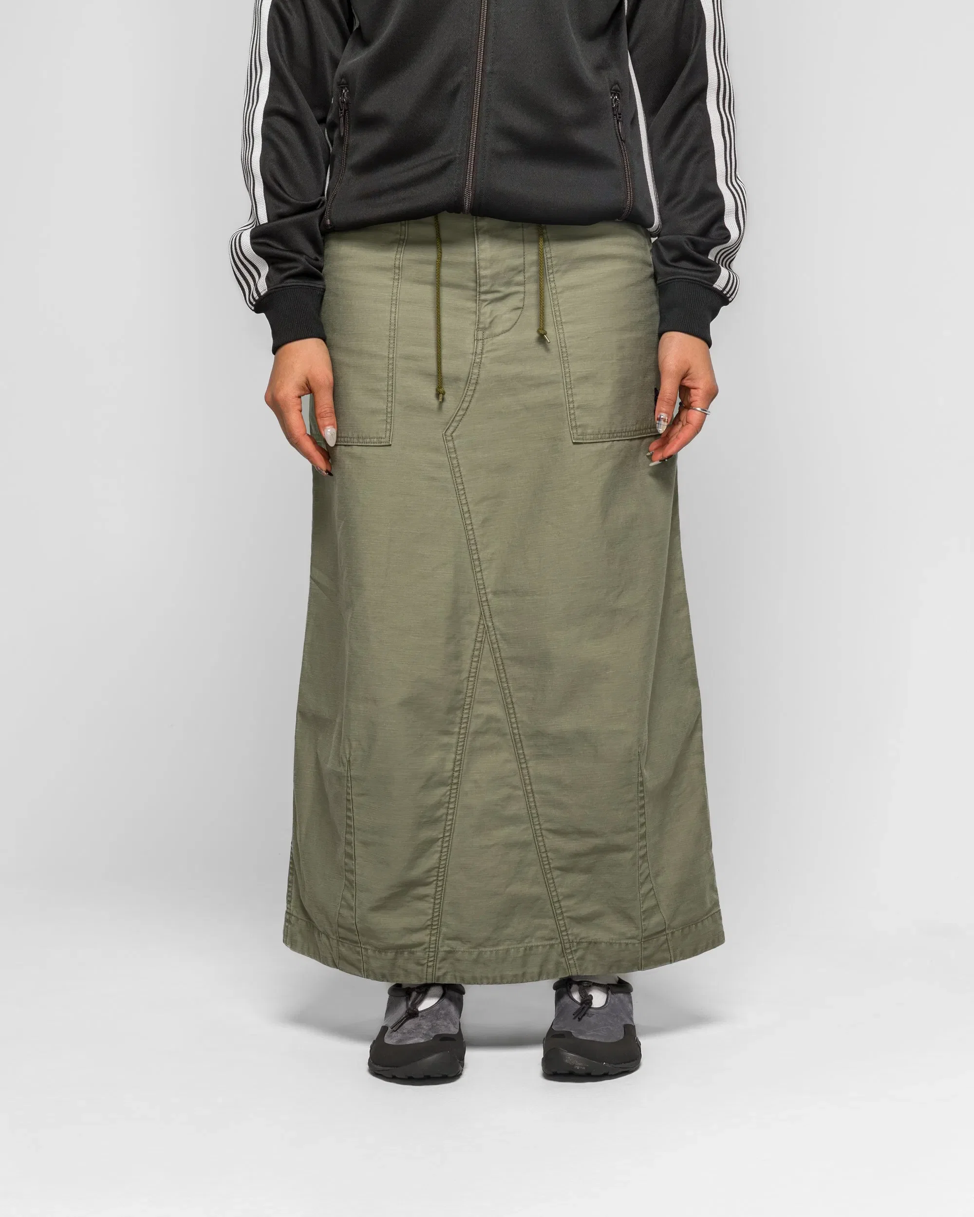 Needles String Fatigue Skirt - Olive Reversed Sateen
