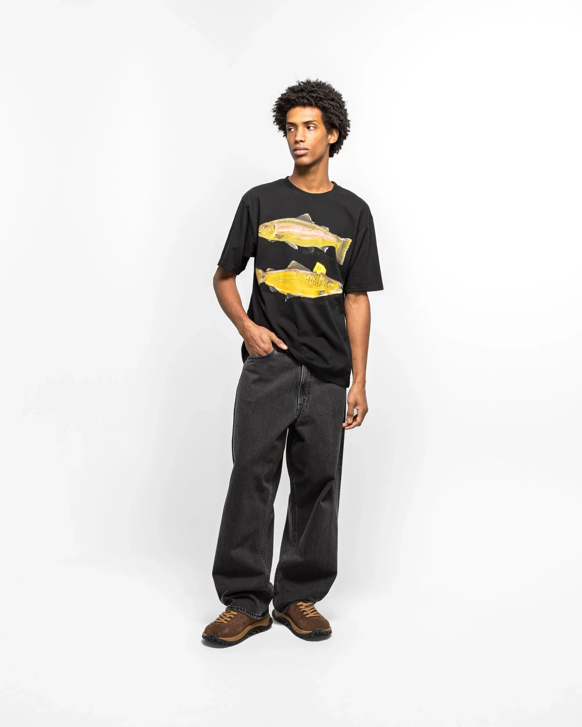 KAPITAL 20/-Jersey Crew T (Two Trouts PECKISH RAINBOWY) - Black