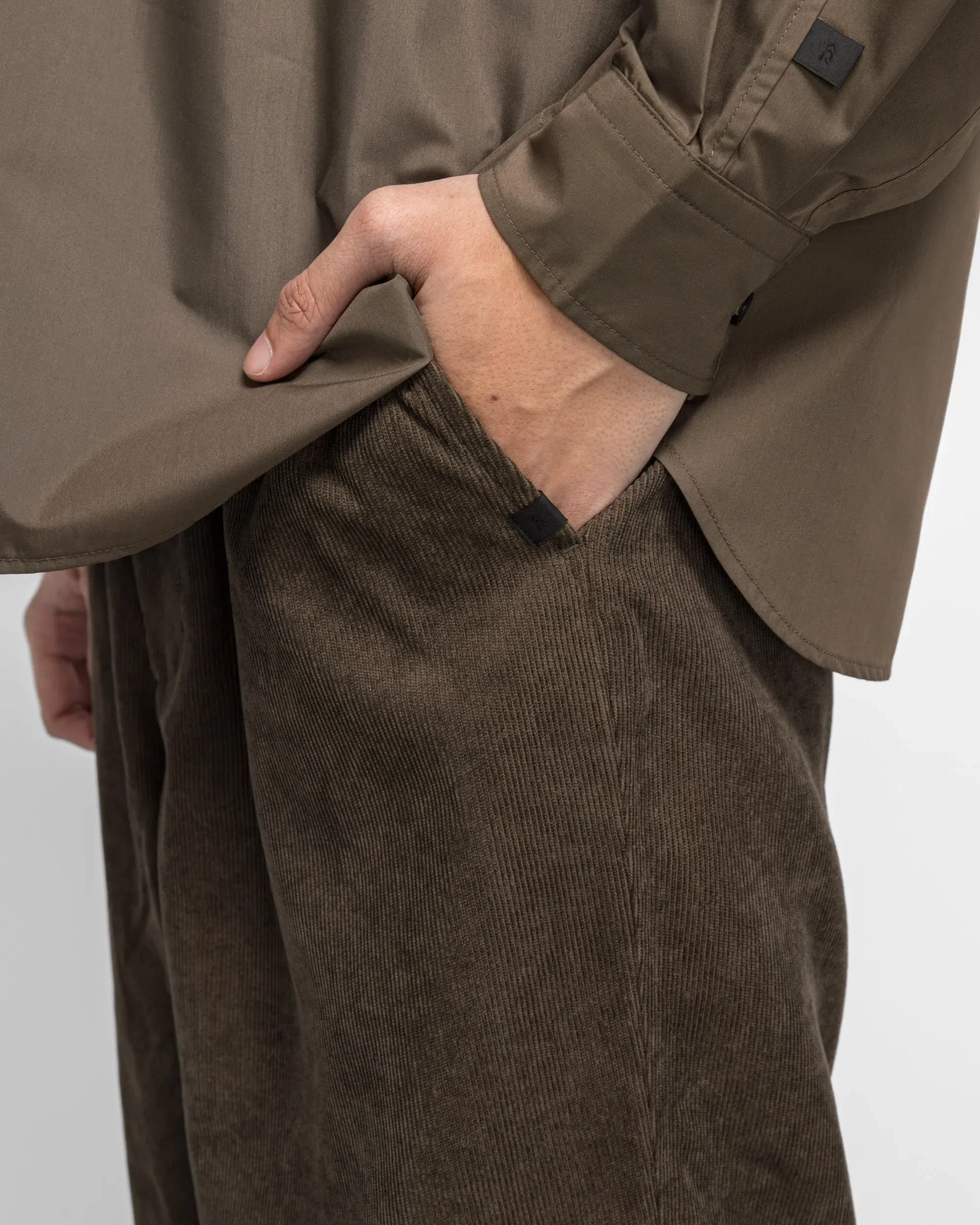 DAIWA PIER39 Tech Easy Trouser - Corduroy Brown Khaki