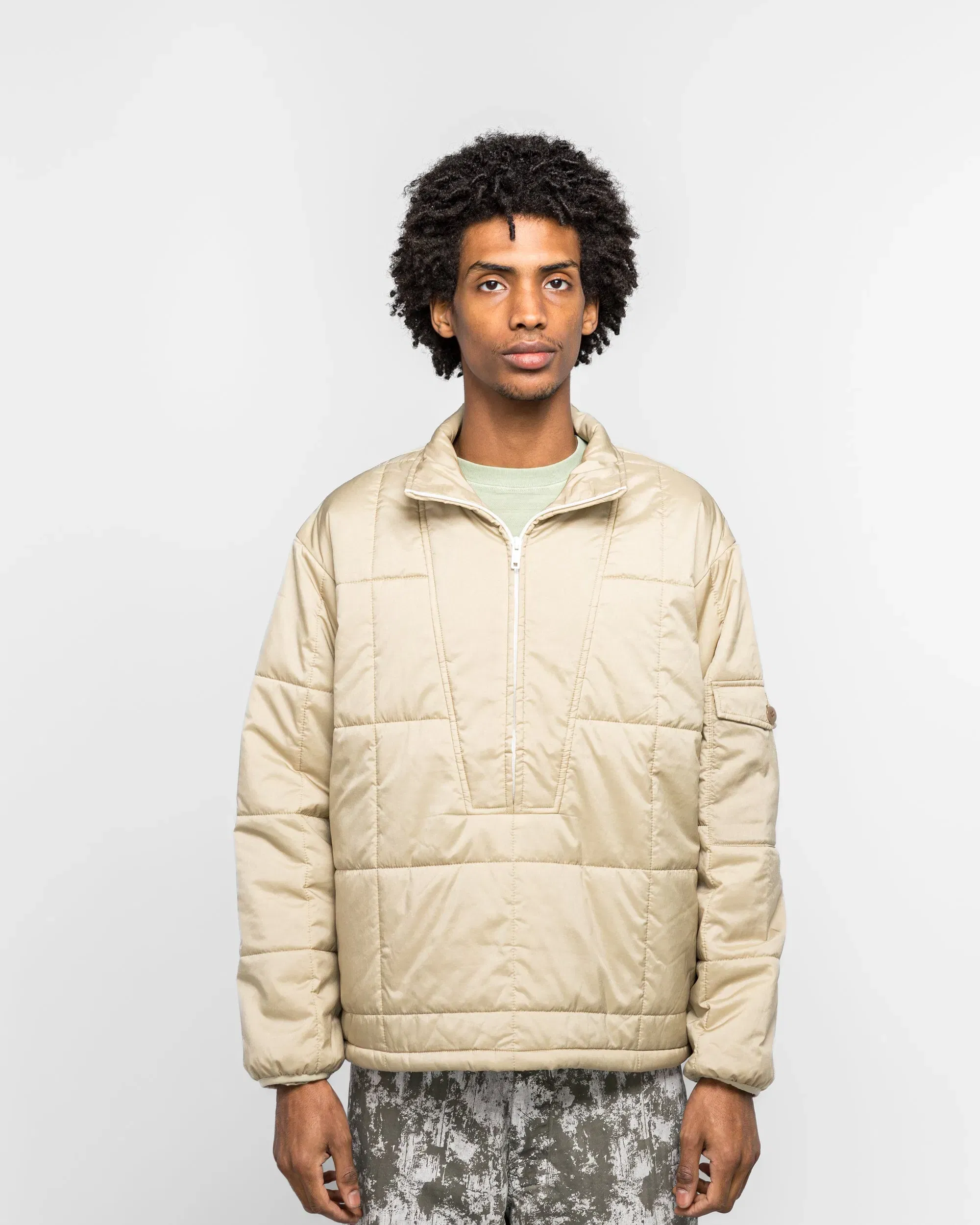 BEAMS PLUS Puffy Jacket - Beige