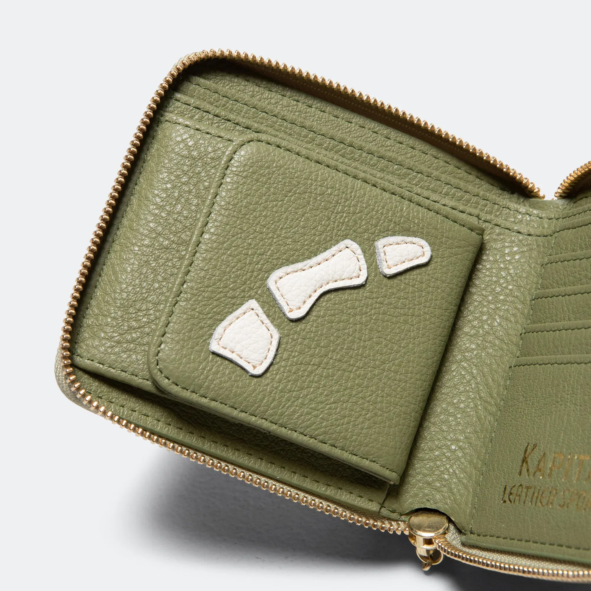 KAPITAL THUMB-UP BONE BAND ZIP Wallet - Olive