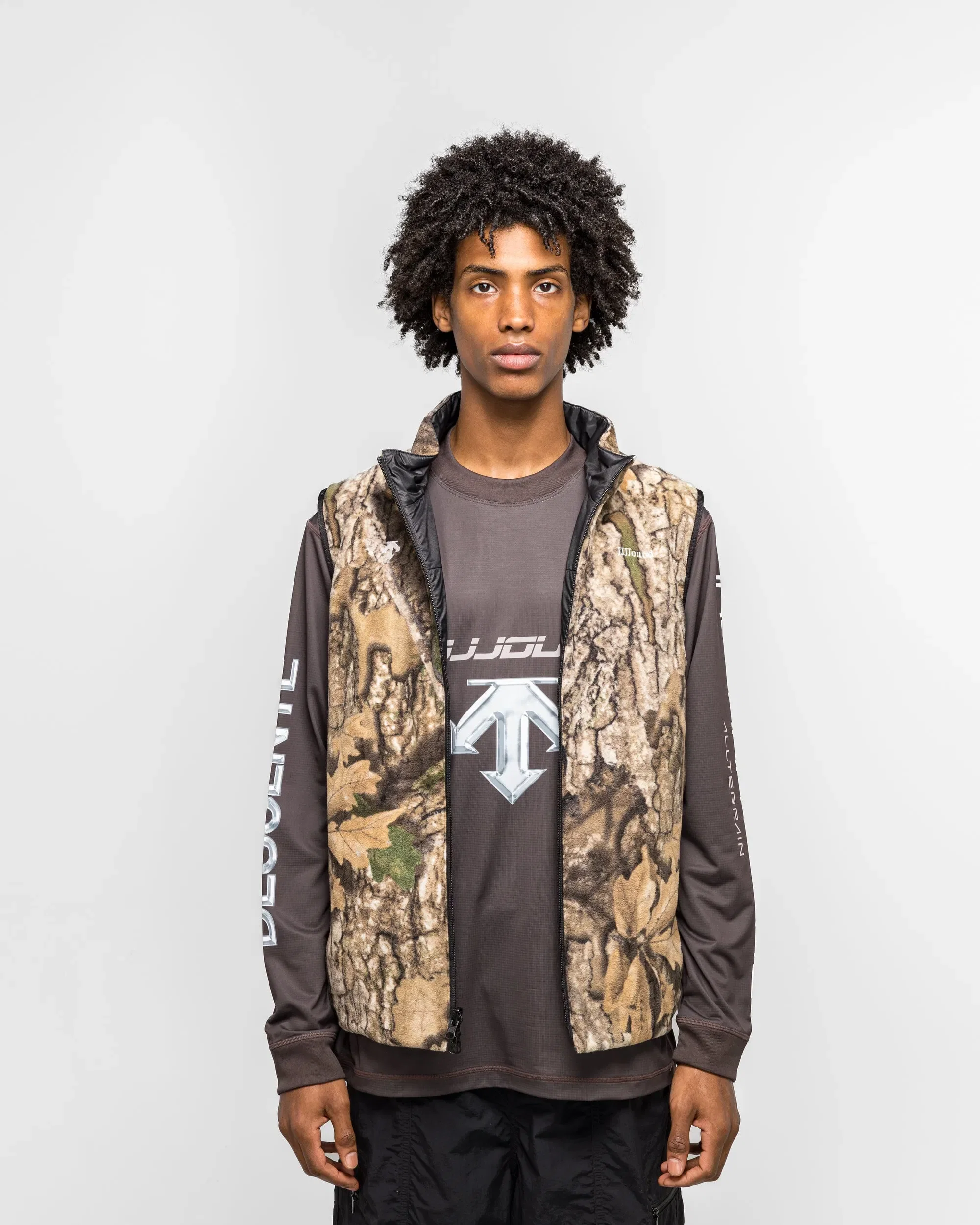 DESCENTE Reversible Vest x JJJJound - Black