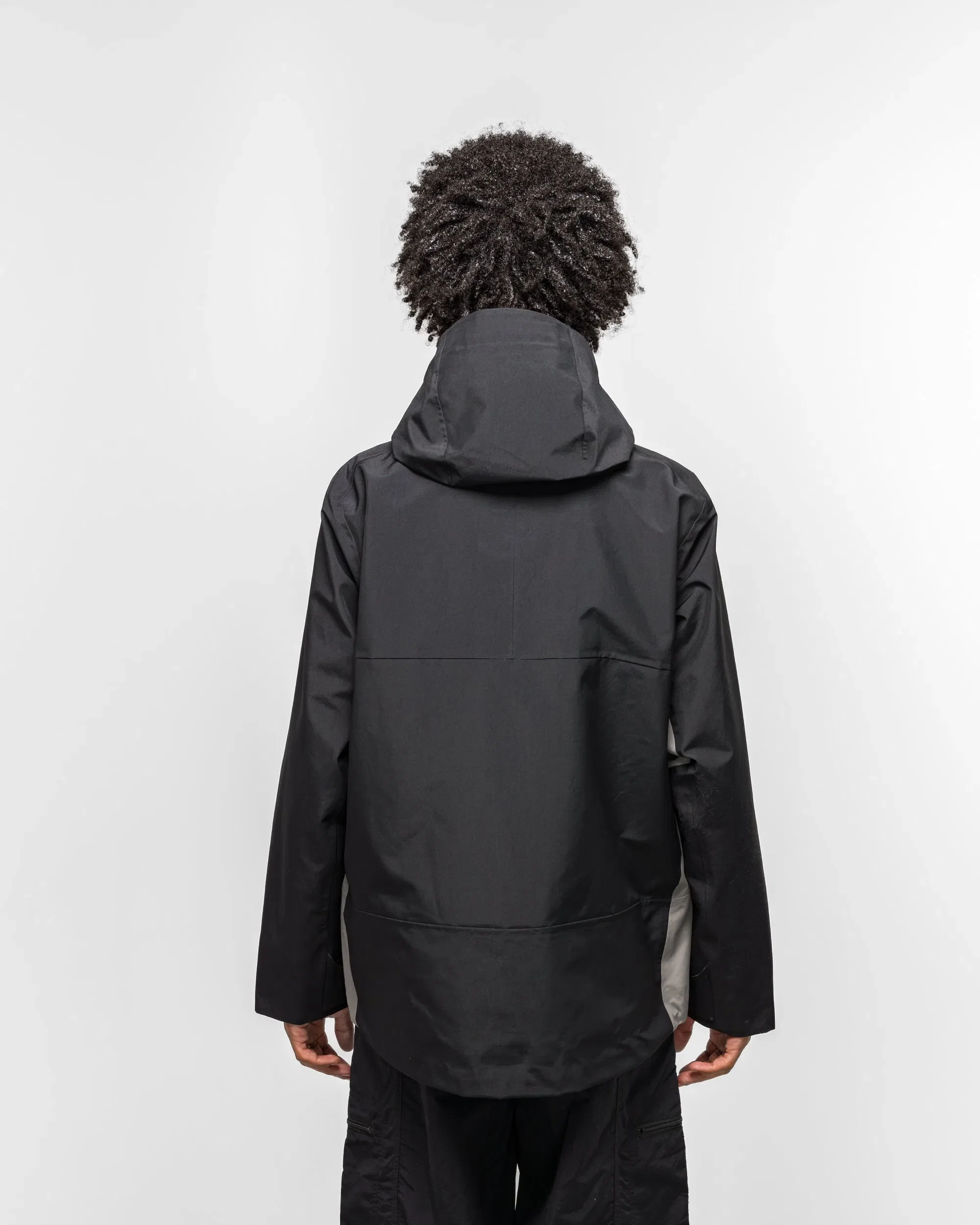 DESCENTE Hardshell Jacket x JJJJound - Black