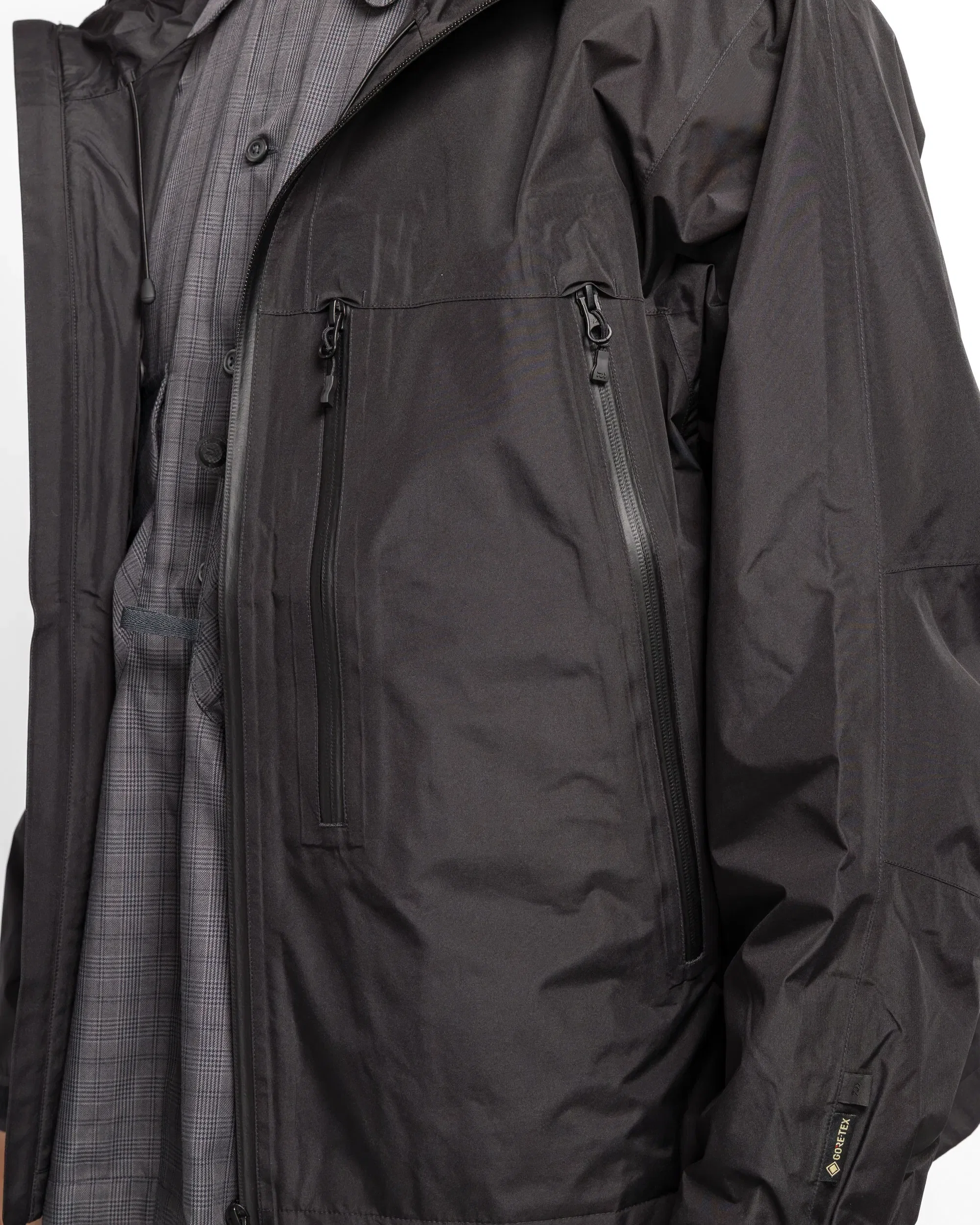 DAIWA PIER39 GORE-TEX Tech Mil Shell Jacket - Black