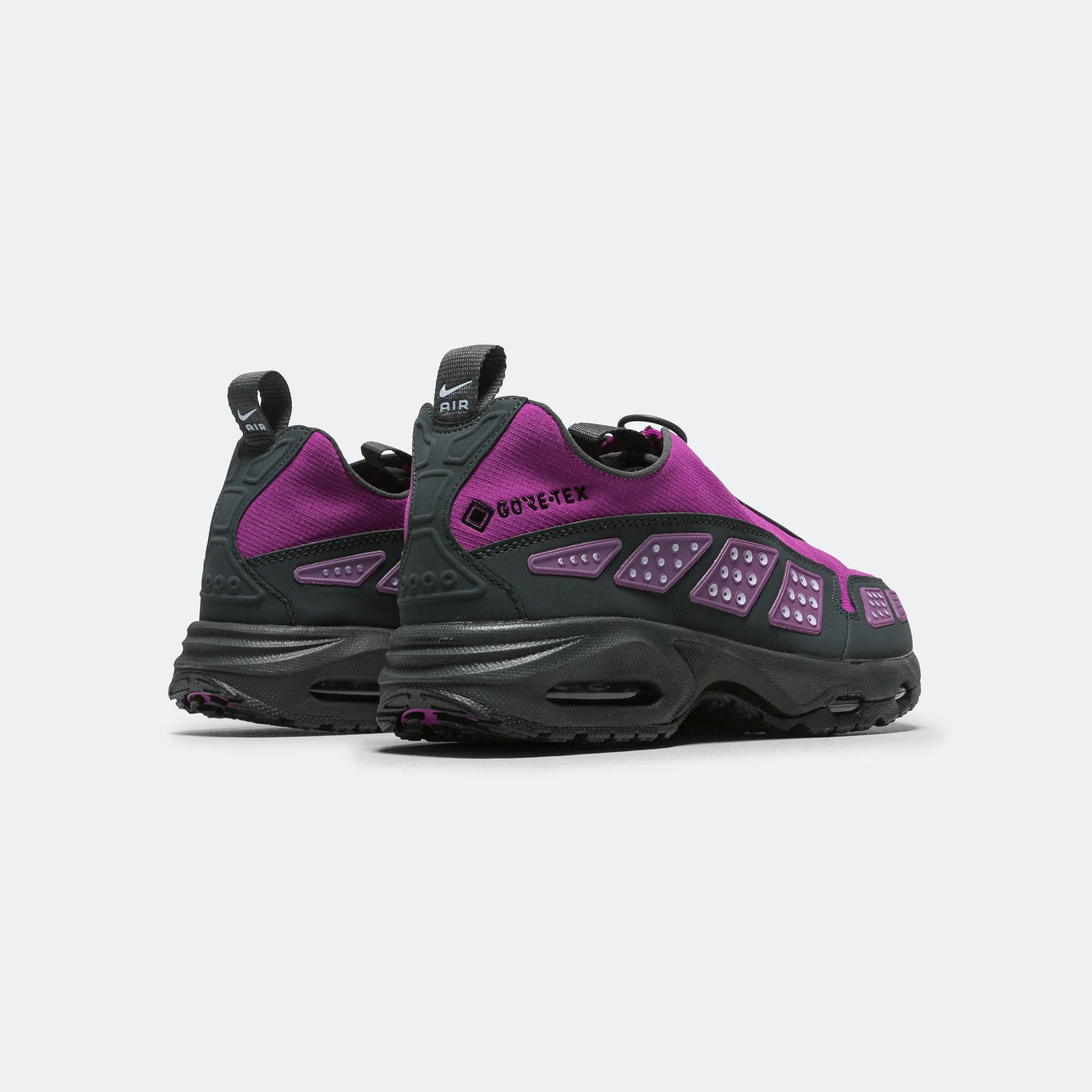 Nike Womens Air Max SNDR GTX - Bold Berry/Dk-Smoke Grey-Ghost