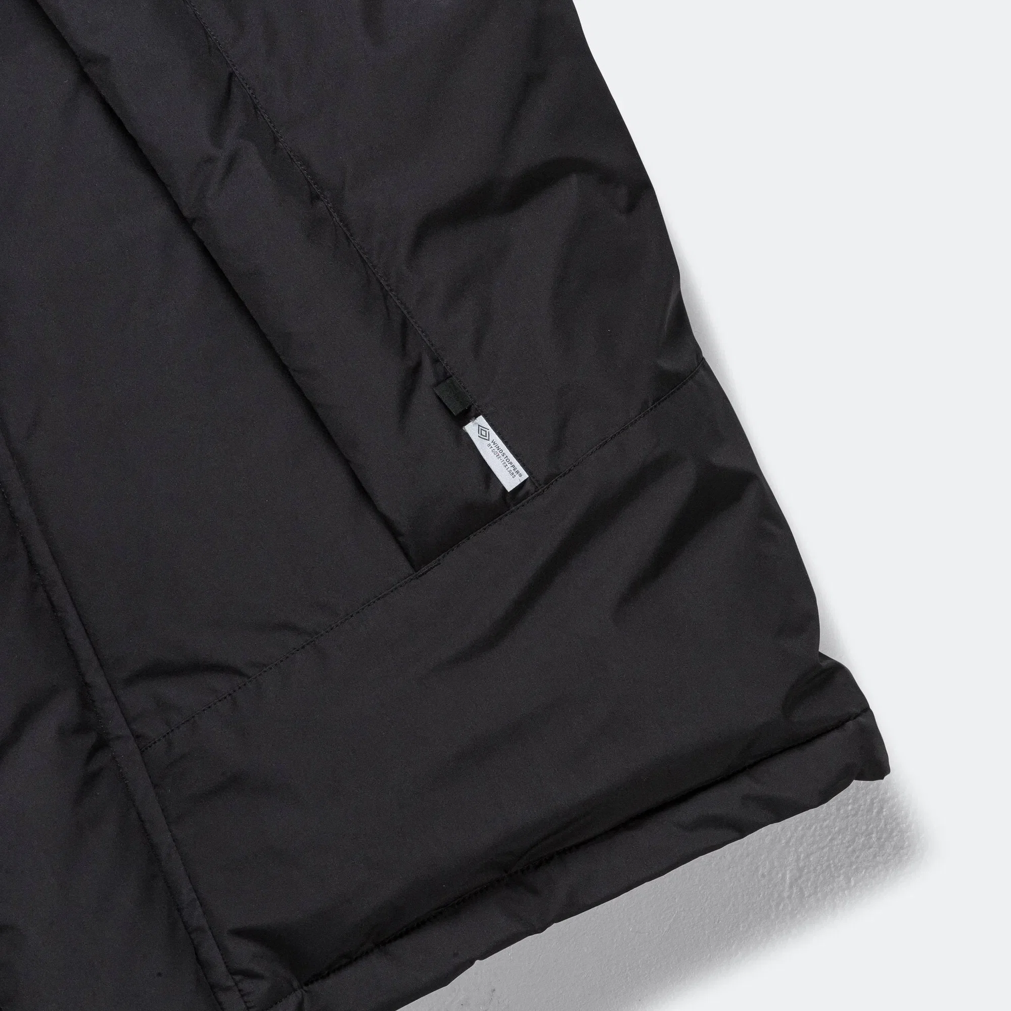 DAIWA PIER39 Gore-Tex Windstopper Field Down Vest - Black