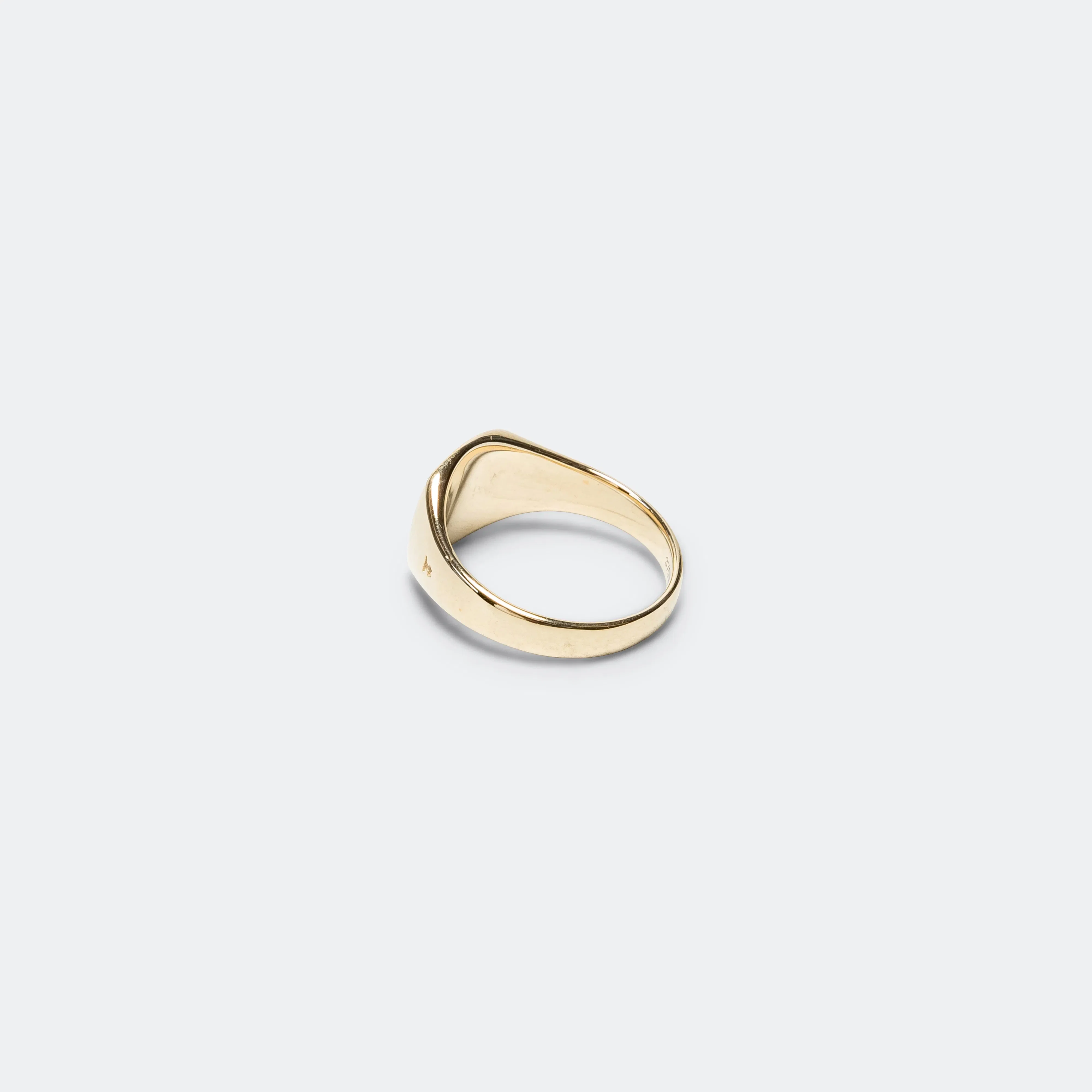 Tom Wood Mini Signet Cushion Ring - 9K Gold