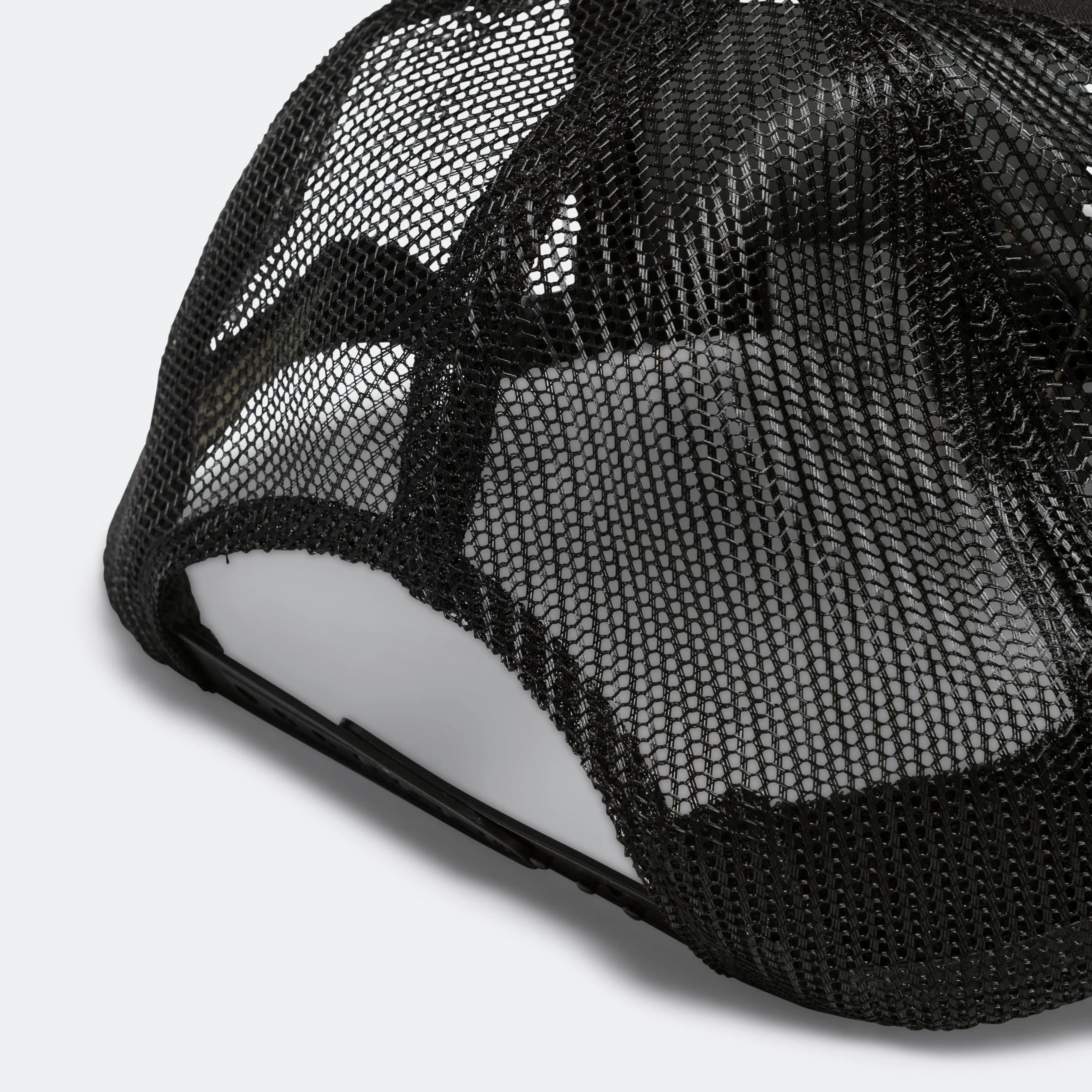 KAPITAL KOUNTRY PEARL Clutcher Silver Brim Truck Cap - Black