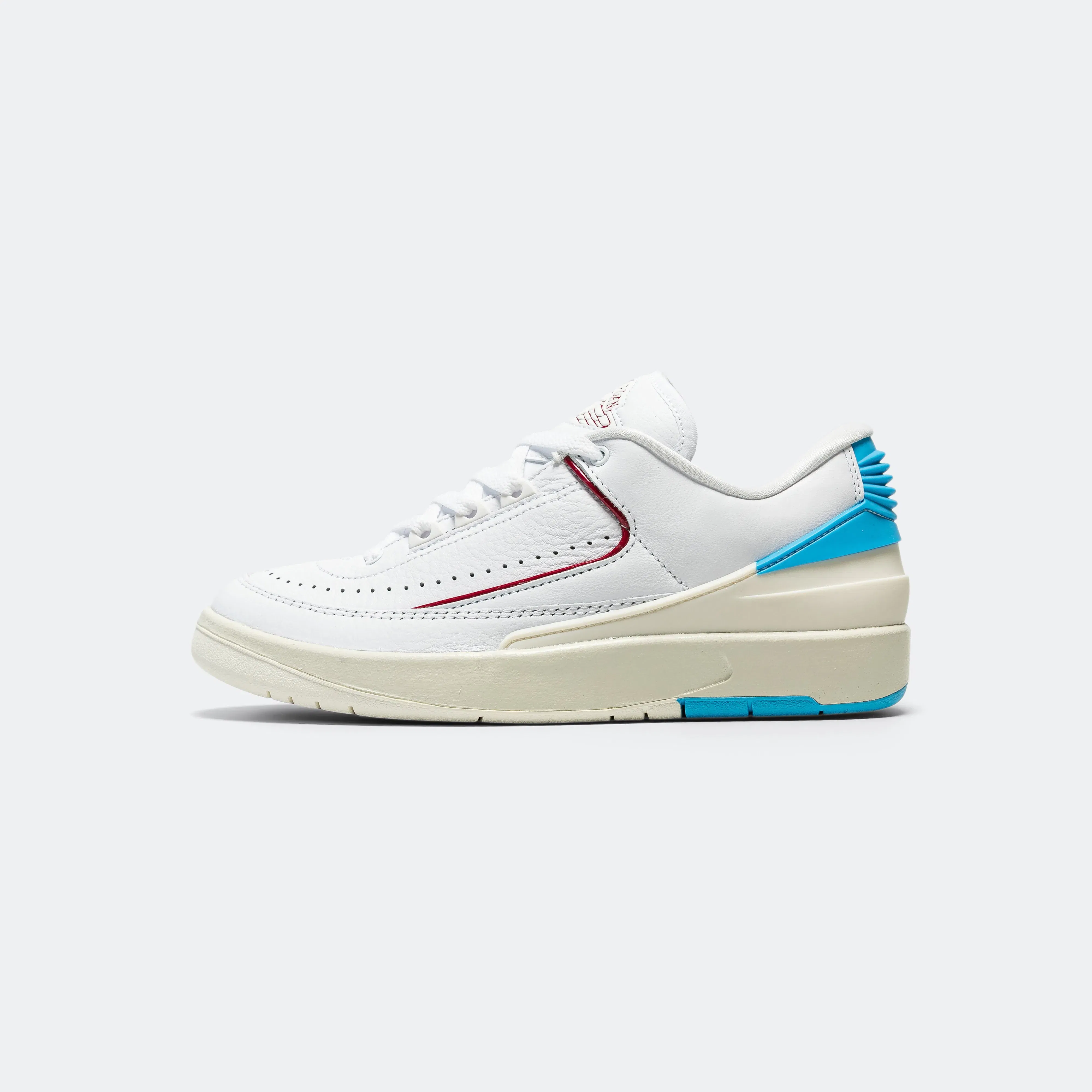 Air Jordan Womens Air Jordan 2 Retro Low - White/Gym Red-Dk Powder Blue-Sail