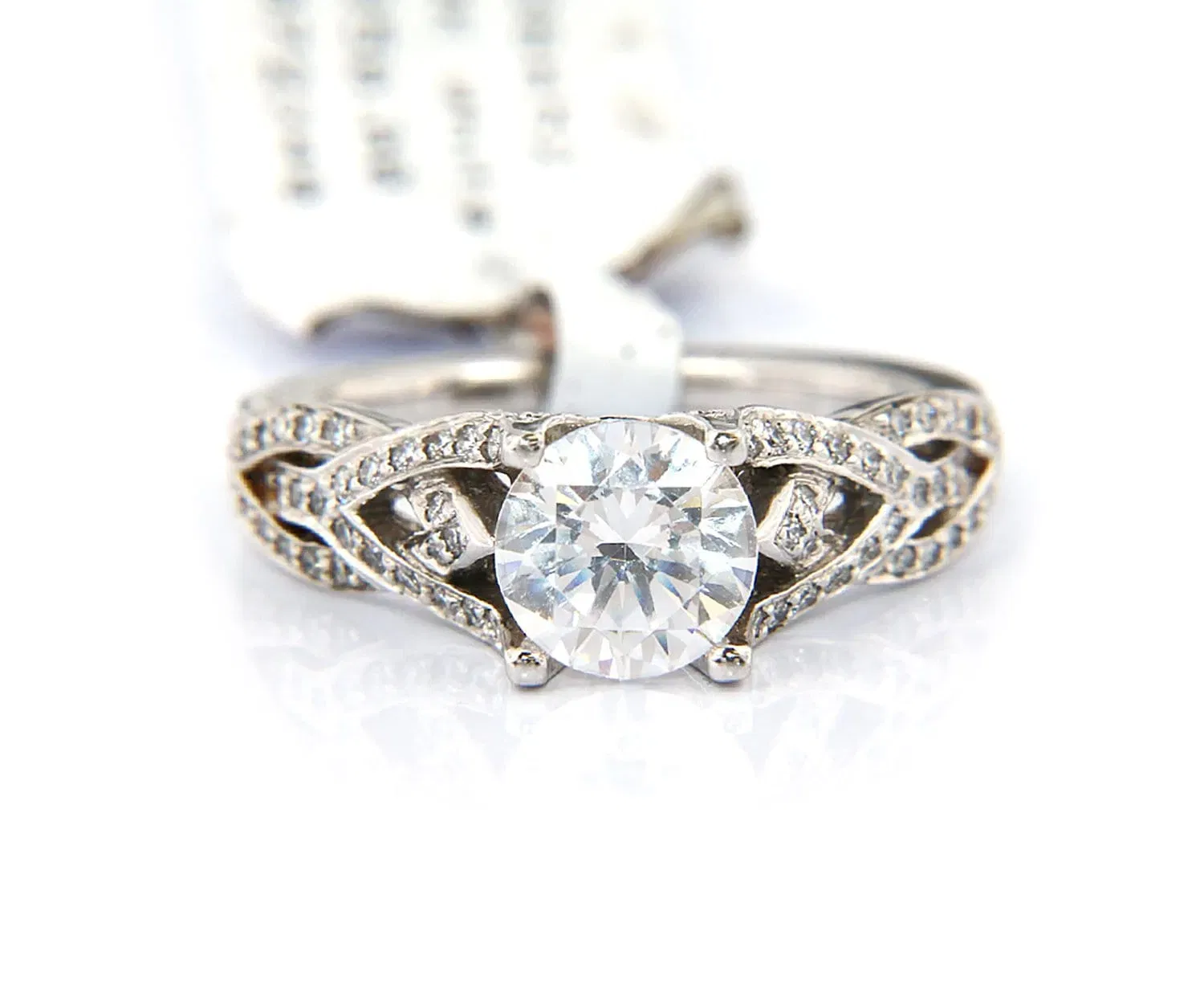 Ritani 0.38 CTW Ritani Diamond Loose Braid Semi Mount Ring In 18K (Please Read)