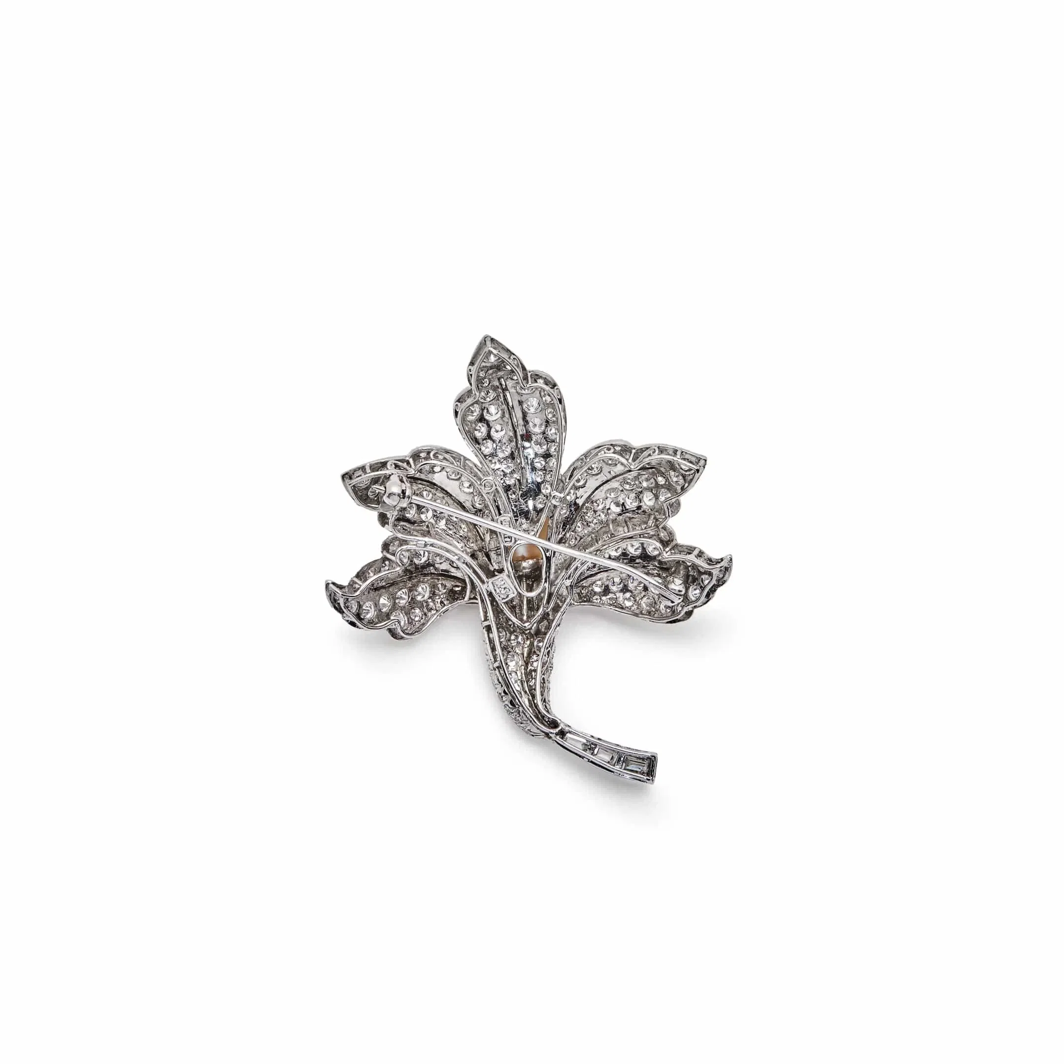 Jewels Aficionado Antique Floral Pearl Brooch