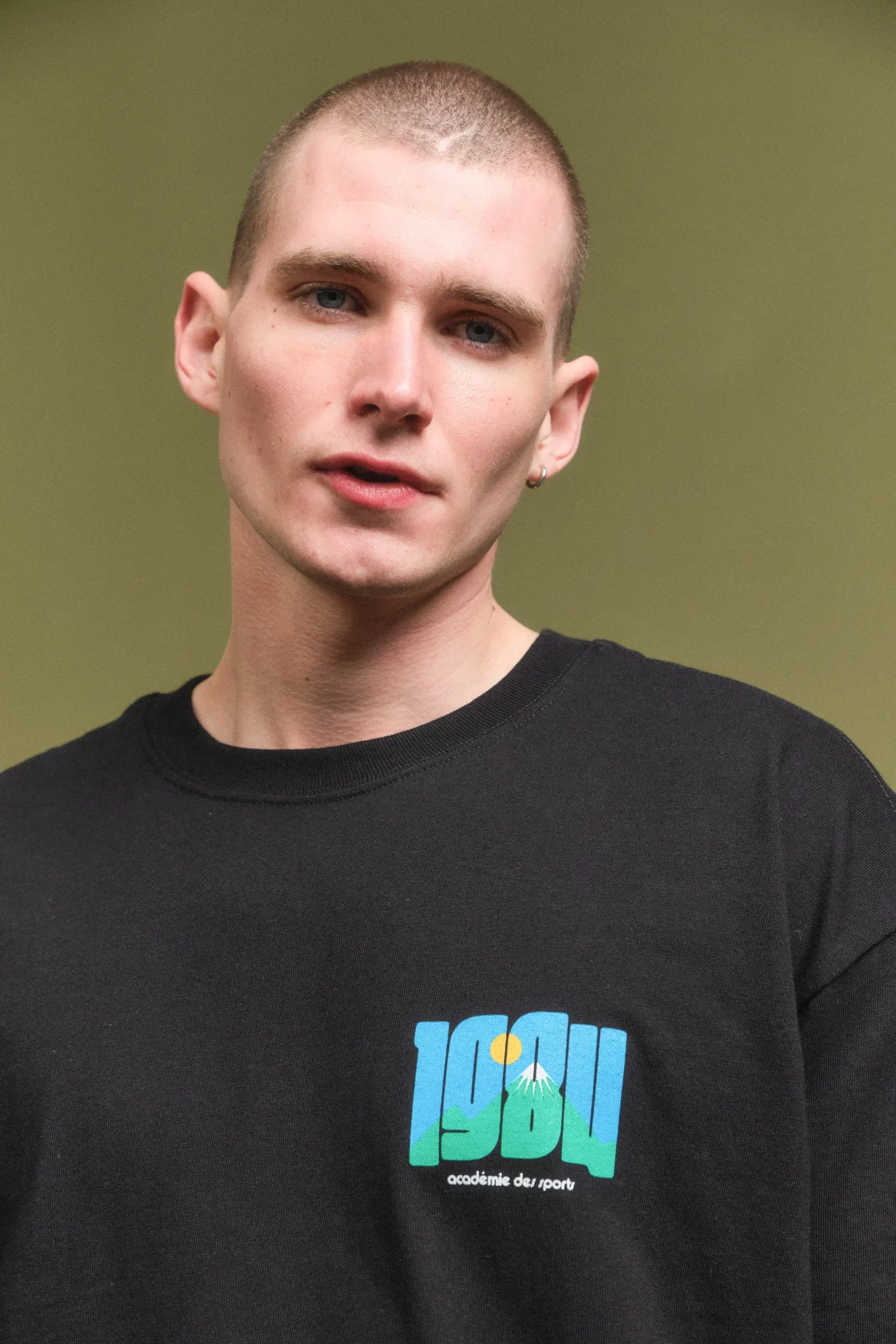 Vice 84 'Retro Mountain' Tee - Black