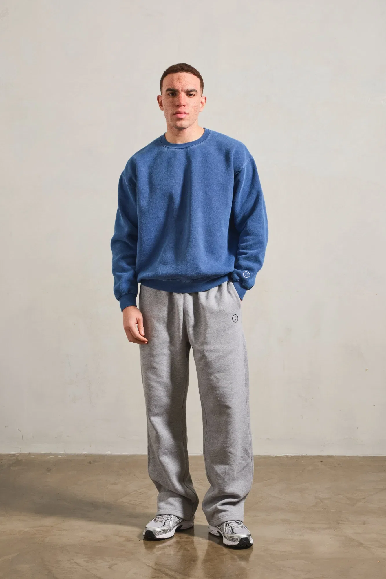 UN:IK Essentials Essentials Cuffless Joggers - Grey