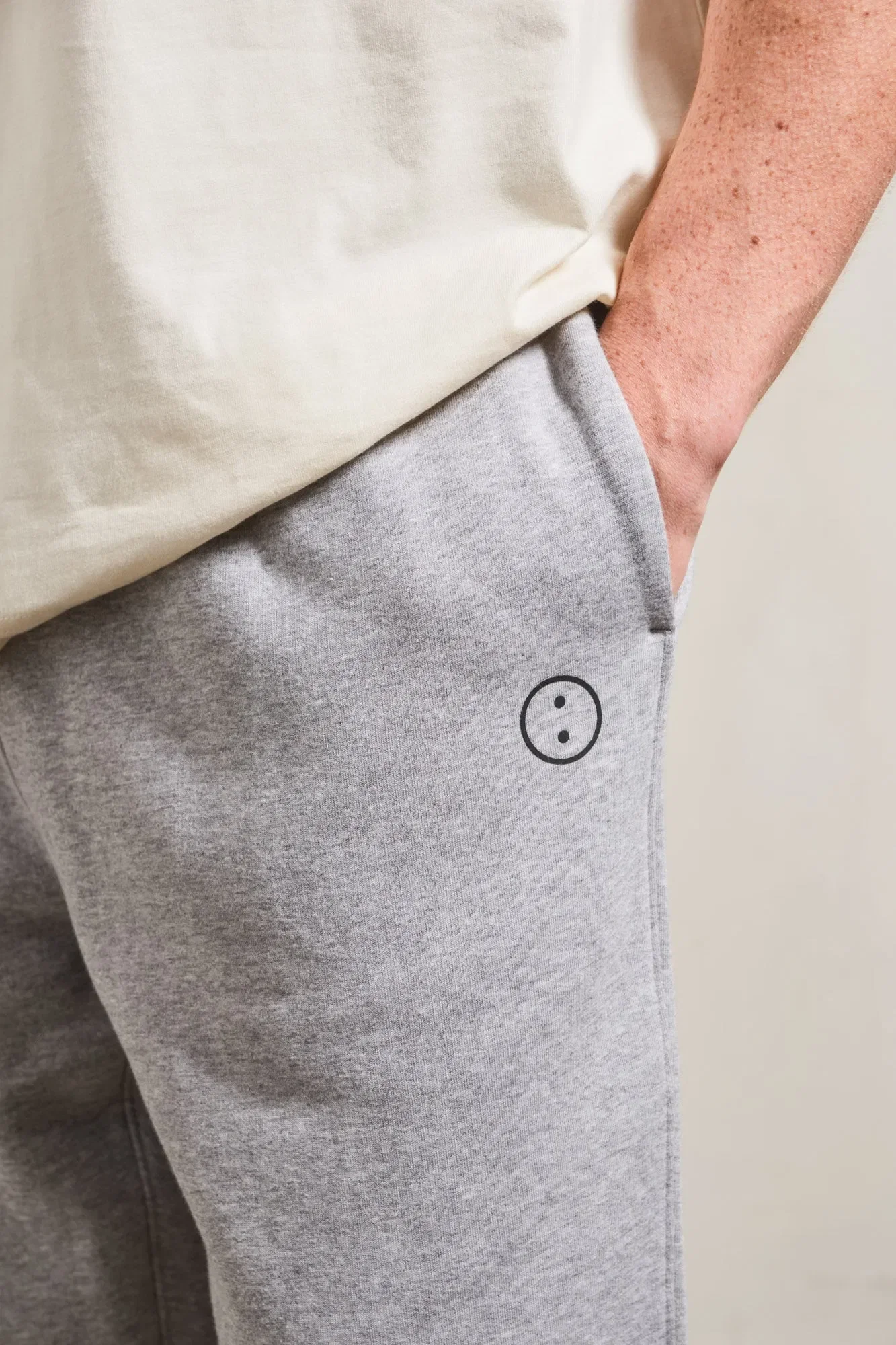 UN:IK Essentials Essentials Joggers - Grey