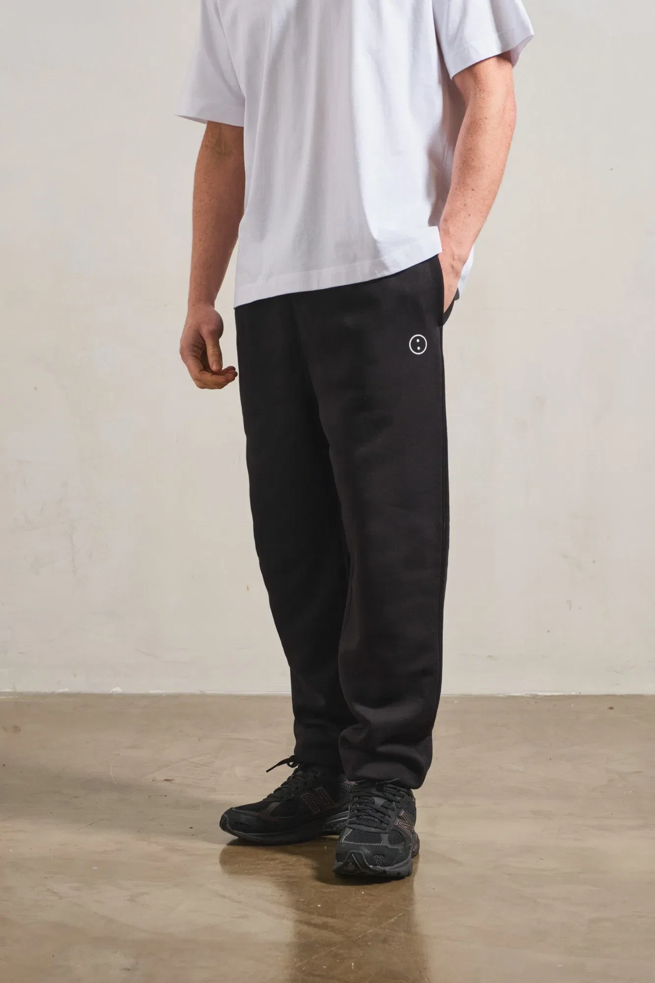 UN:IK Essentials Essentials Joggers - Black