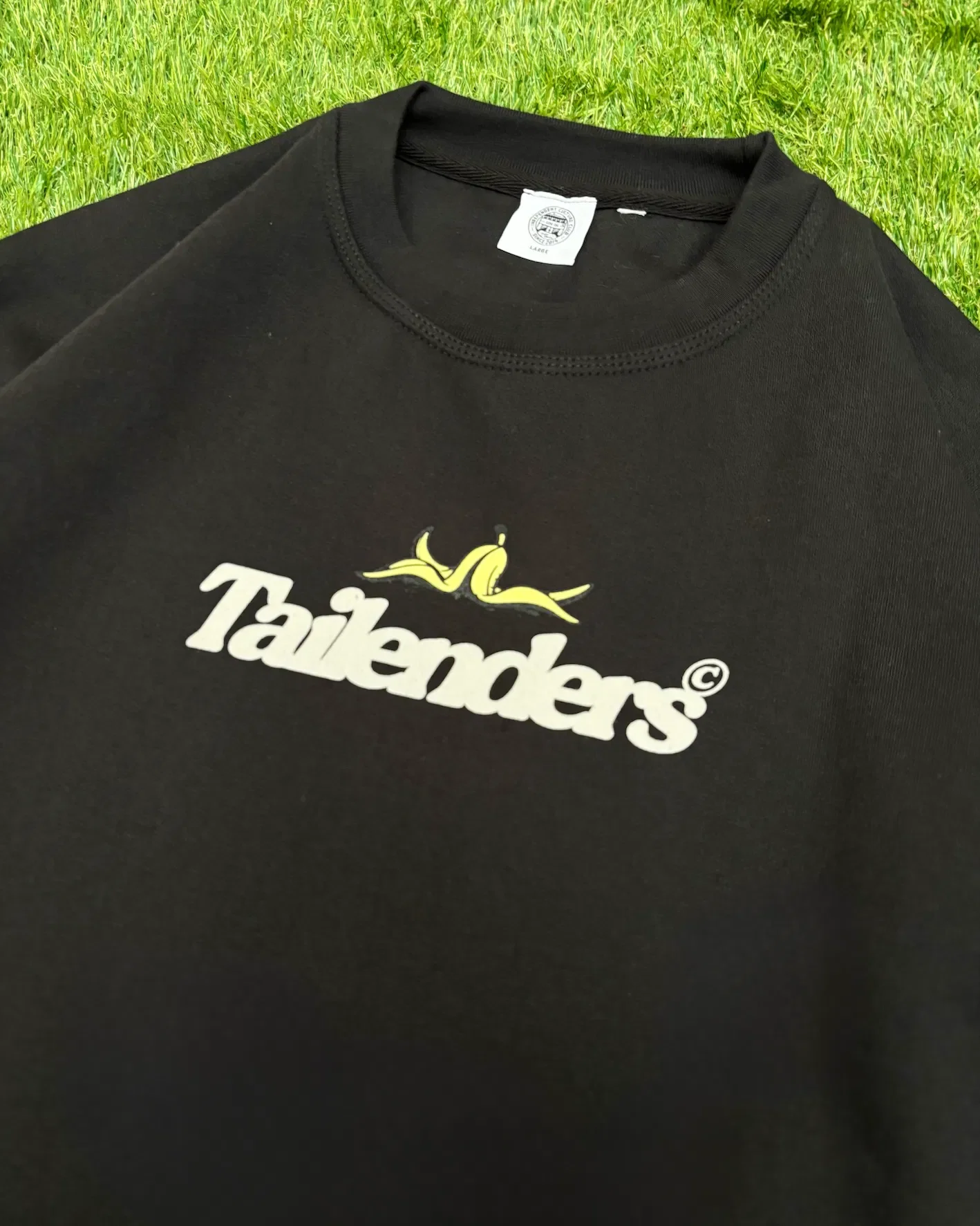 Tailenders 'Shot!' Sweater - Black