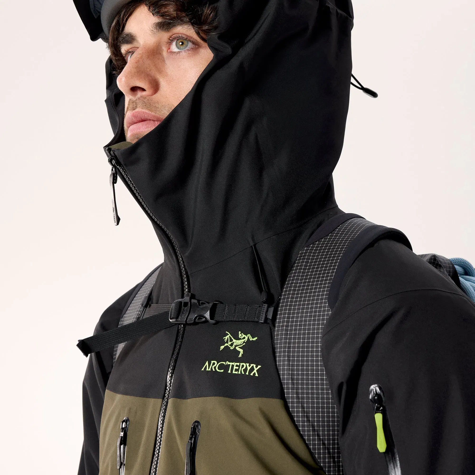 Arc'teryx Mens Alpha SV Jacket