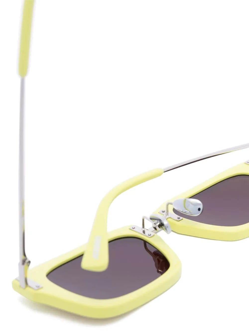 Les lunettes Soli D-frame sunglasses