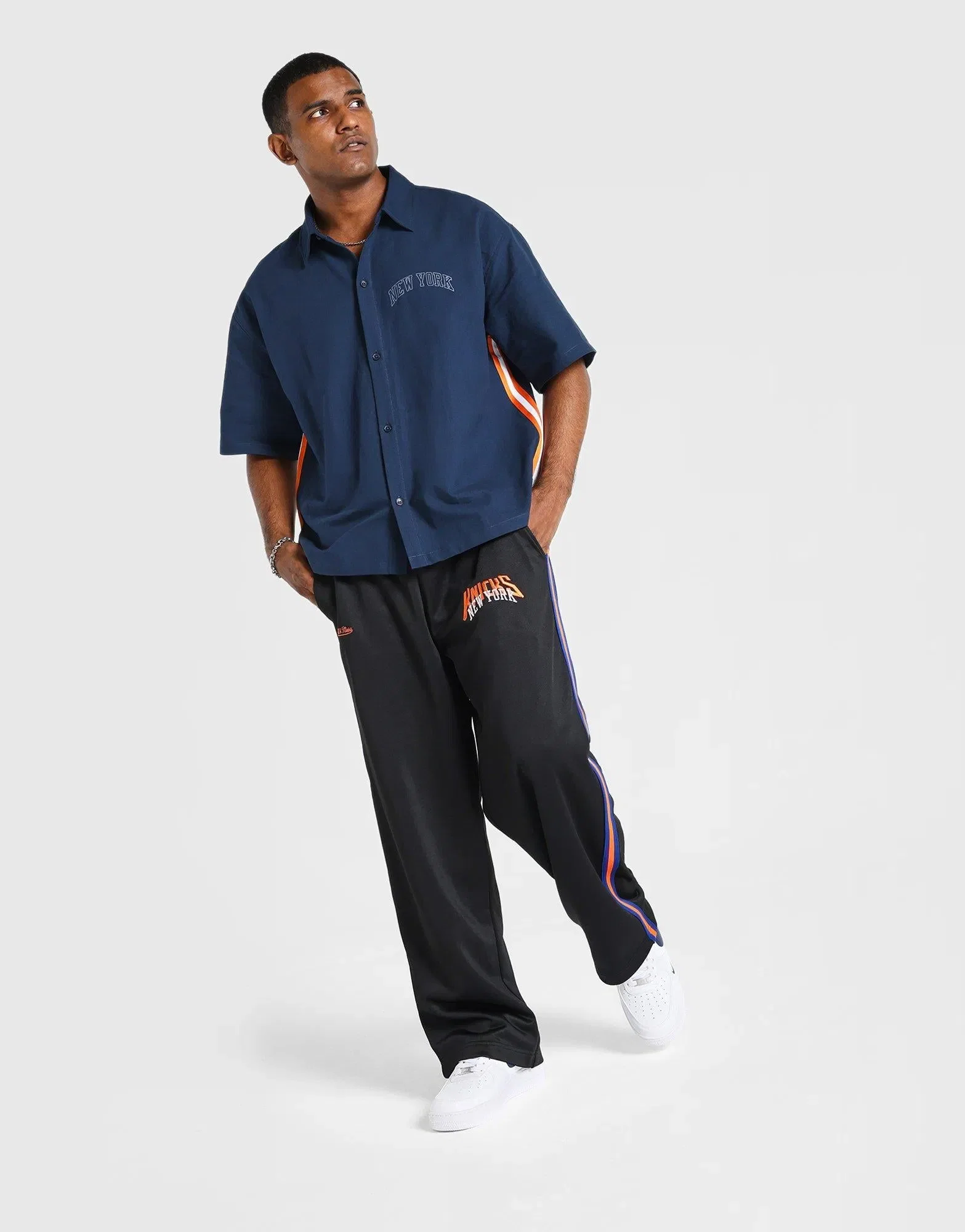 Mitchell & Ness New York Knicks Tape Track Pants