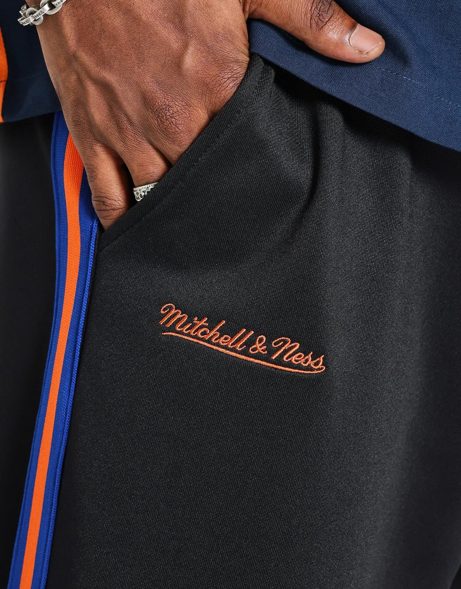 Mitchell & Ness New York Knicks Tape Track Pants