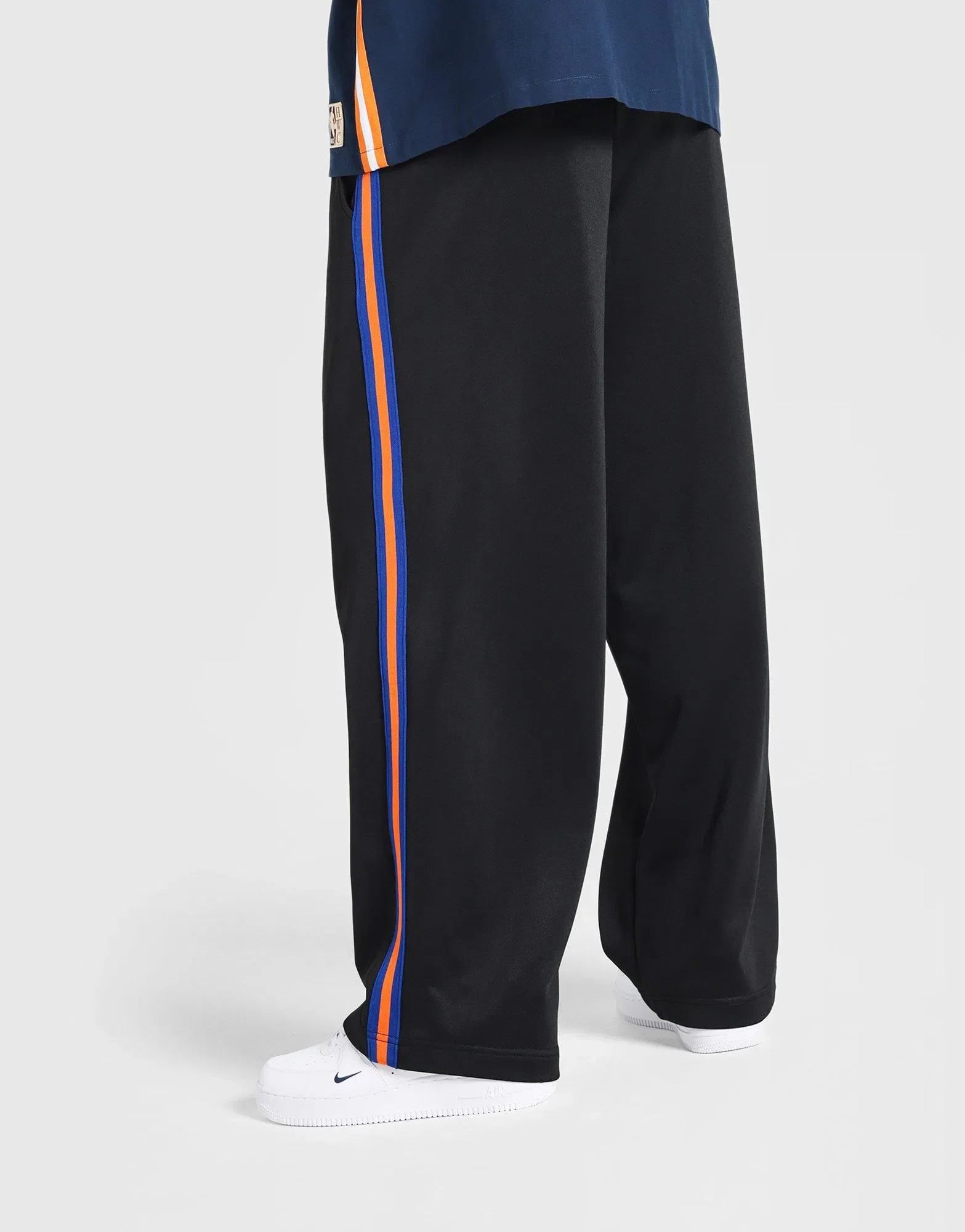 Mitchell & Ness New York Knicks Tape Track Pants