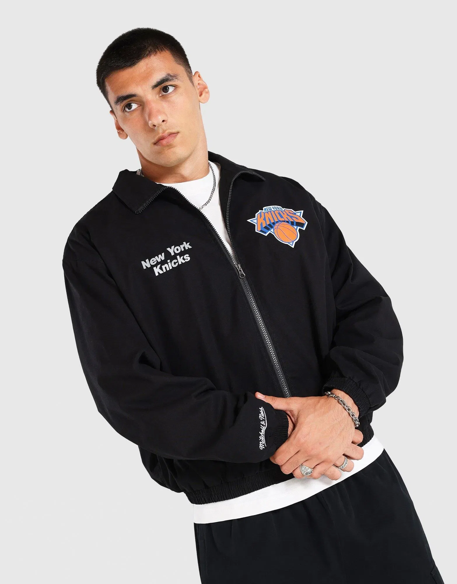 Mitchell & Ness New York Knicks Logo Jacket