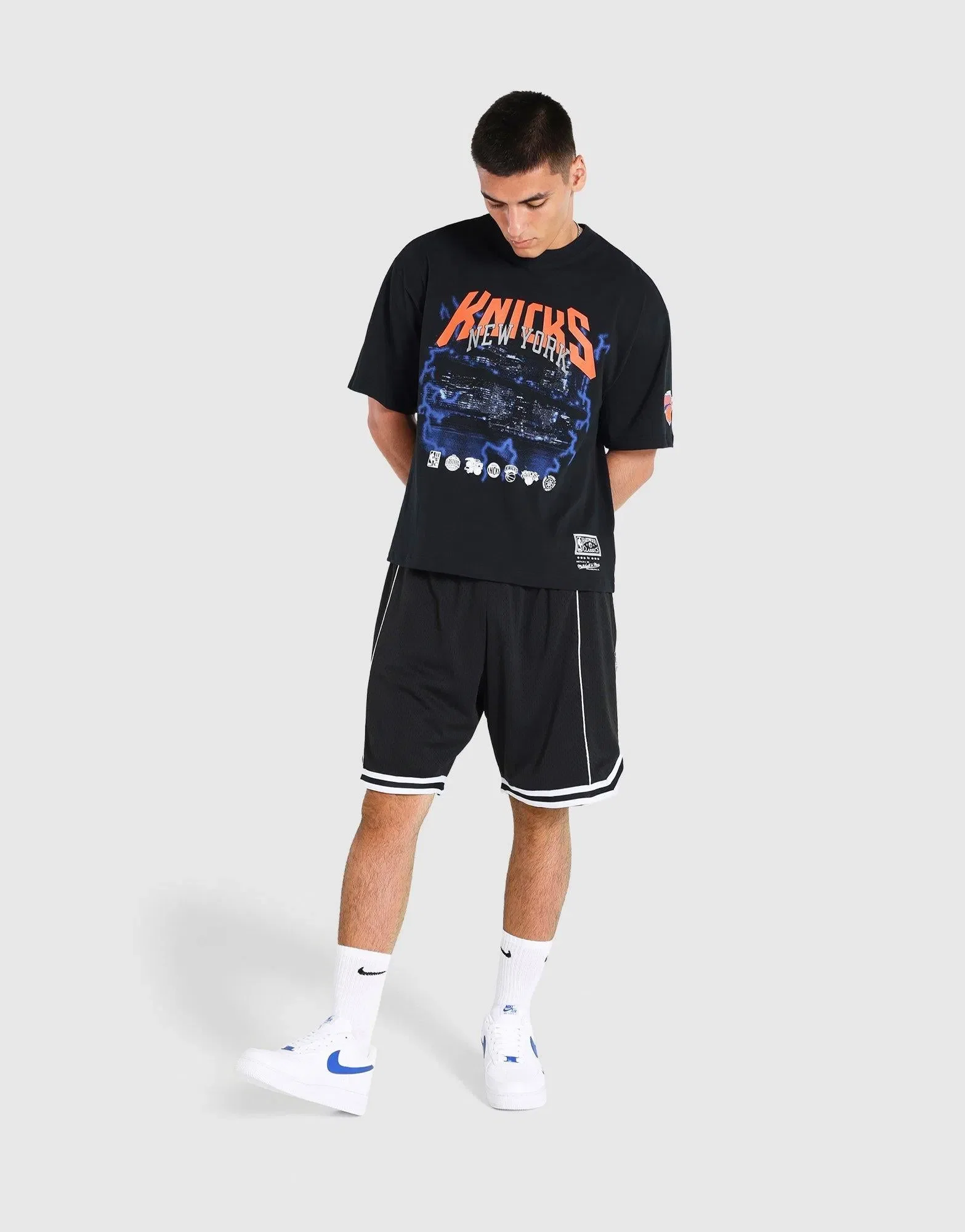 Mitchell & Ness New York Knicks Lightning T-Shirt