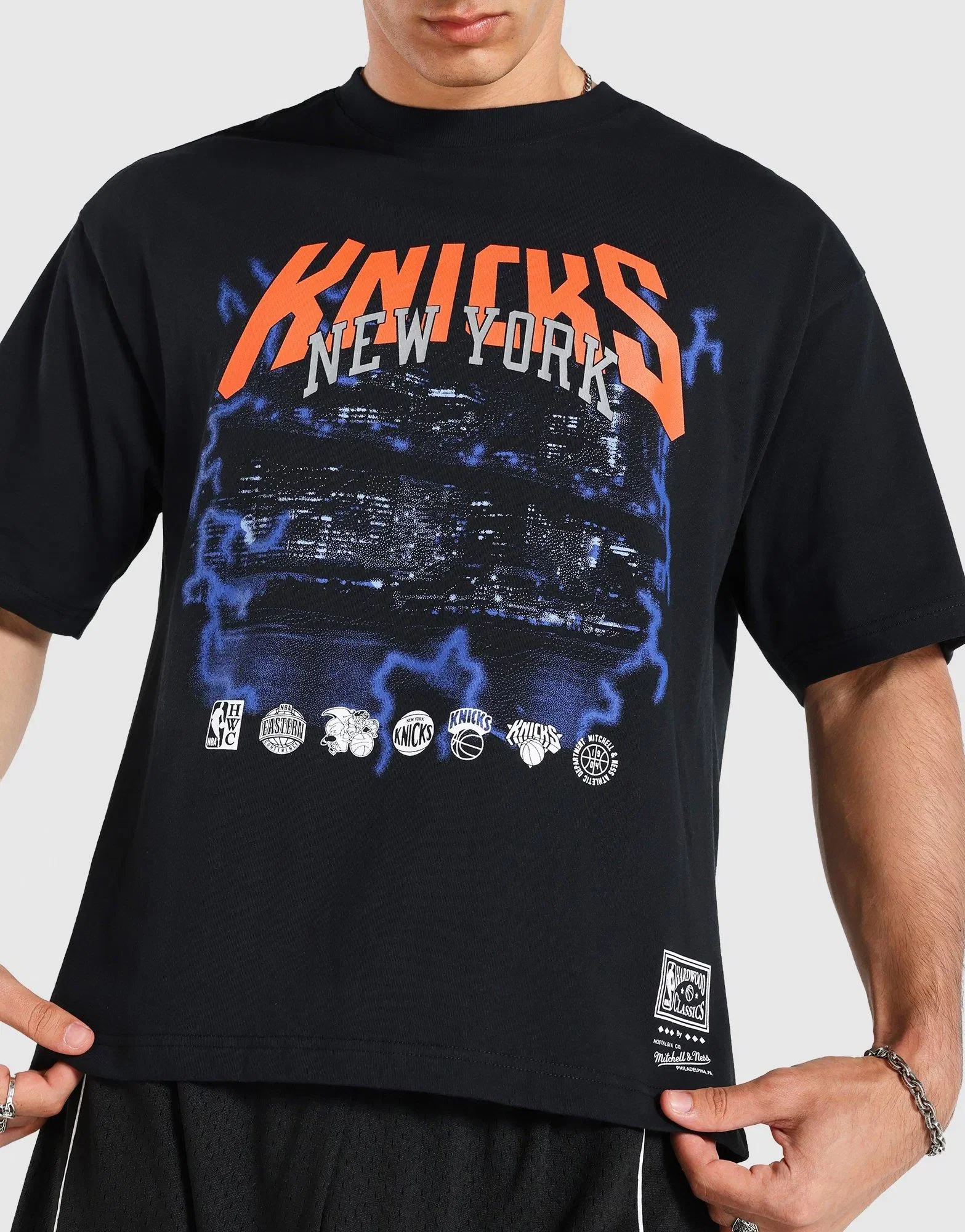 Mitchell & Ness New York Knicks Lightning T-Shirt