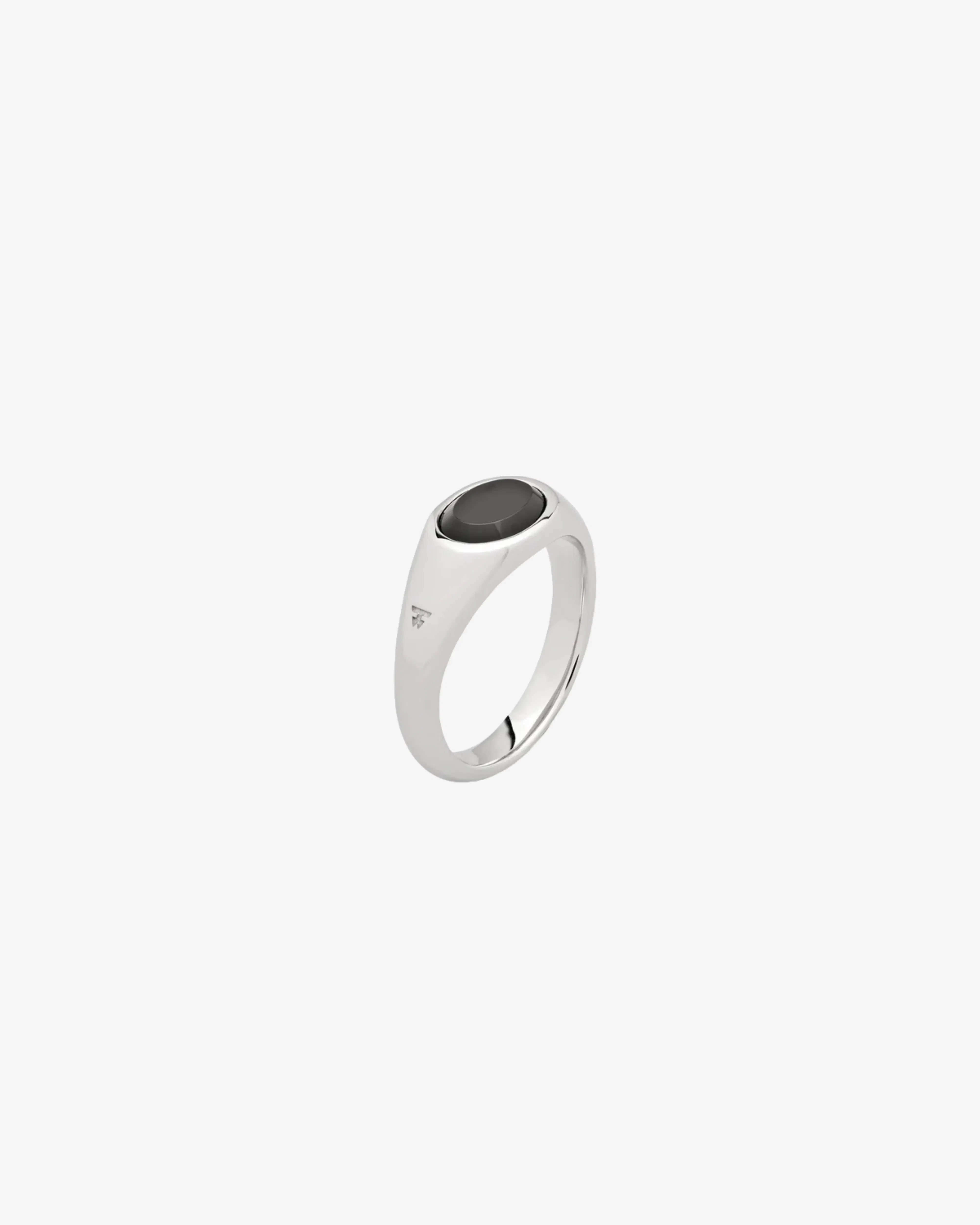 Tom Wood - Joe Ring Polished Onyx - (Silver)