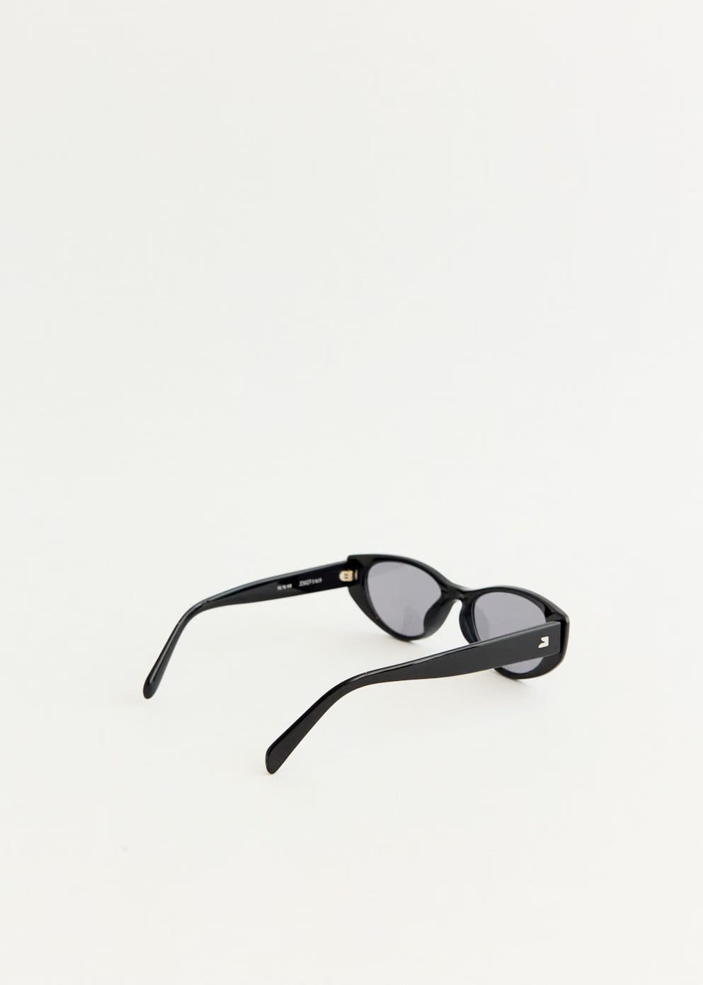 BLUE ELEPHANT Jenner Sunglasses