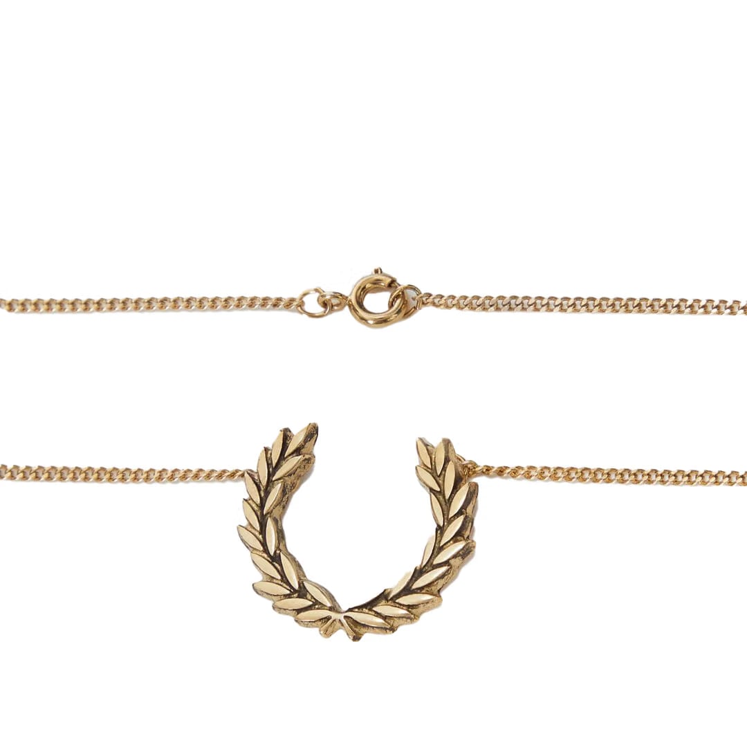 Fred Perry LAUREL WREATH NECKLACE GOLD