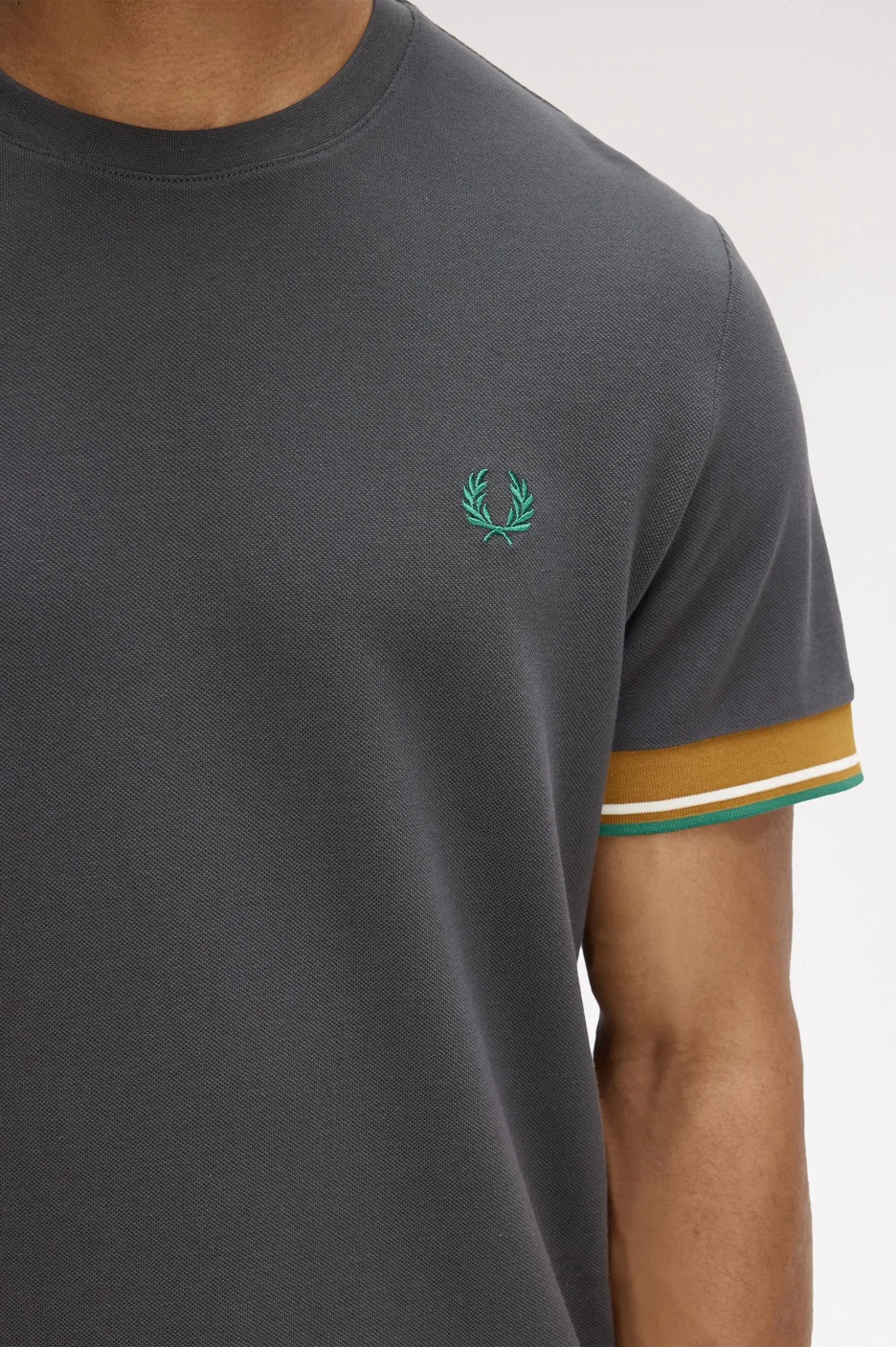 Fred Perry M2396 Twin Tipped Cuff T-Shirt - Anchor Grey