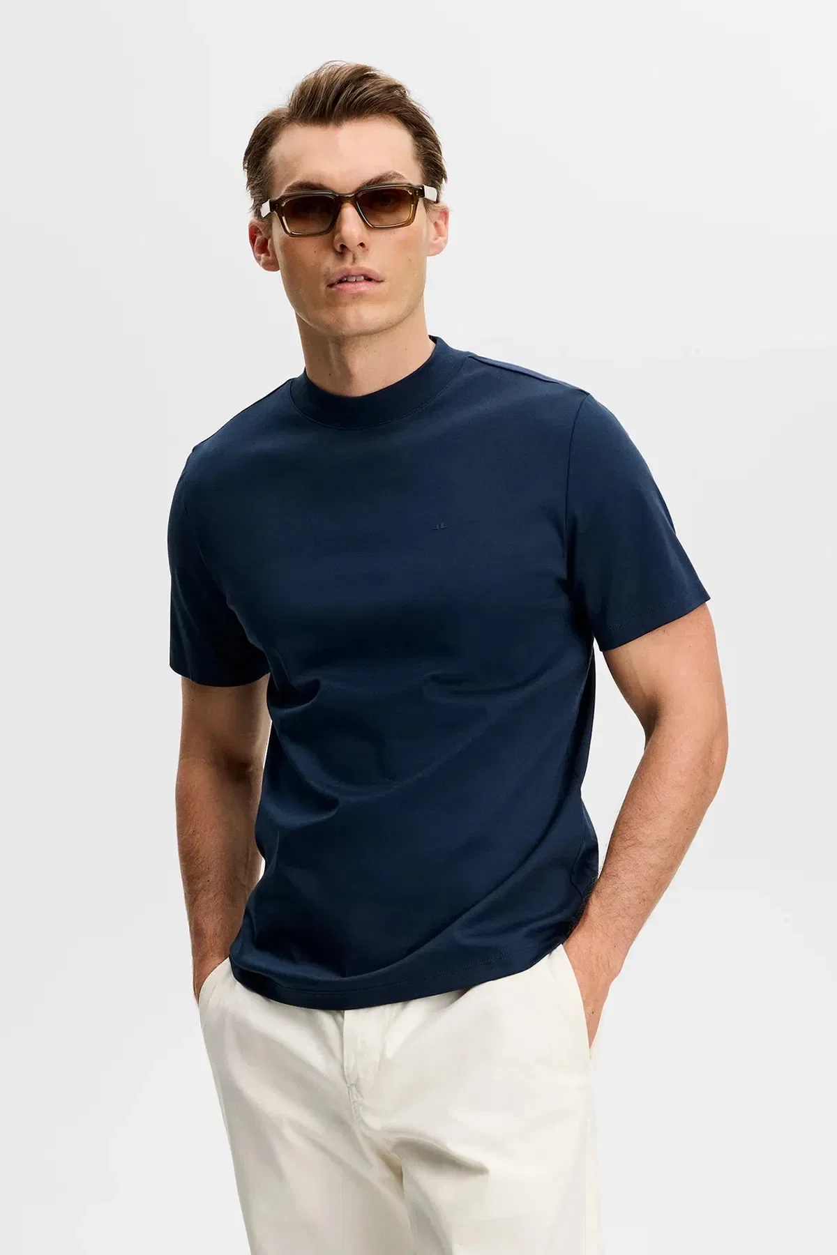 J. Lindeberg Ace Mock Neck T-Shirt - Navy
