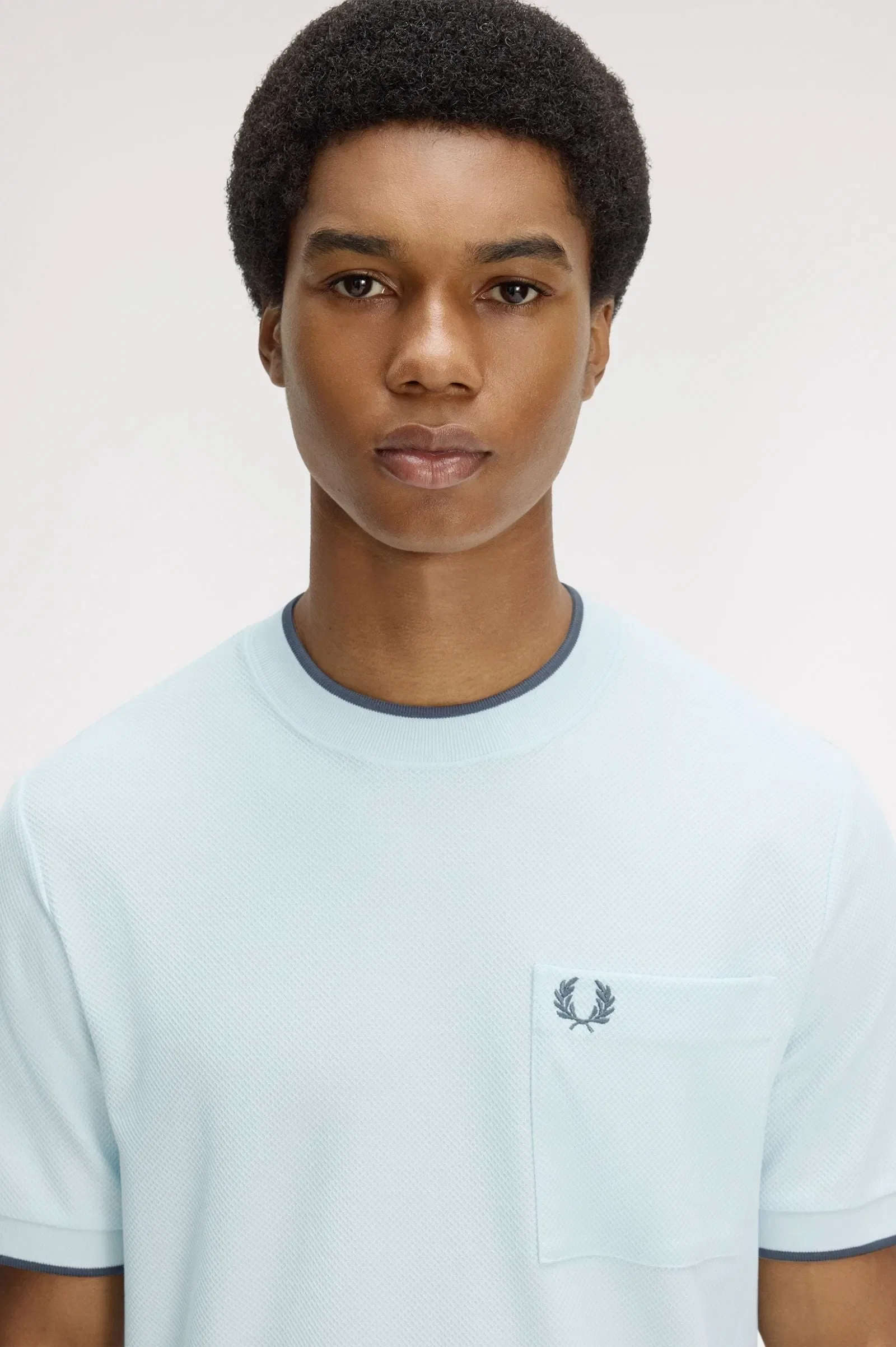 Fred Perry M2395 Pique Pocket T-Shirt - Light Ice