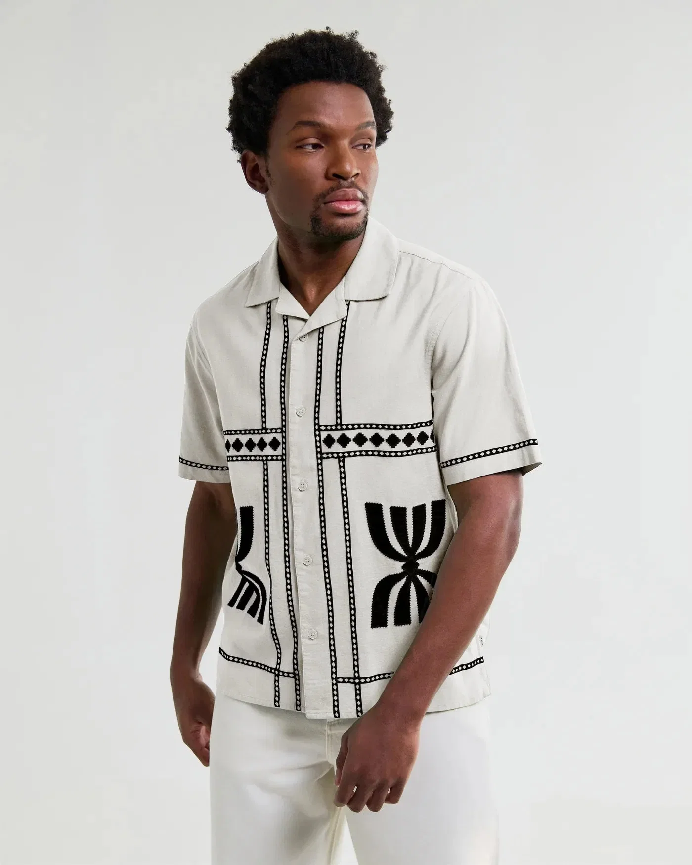 Wax London Didcot Shirt Border Applique - Ecru / Washed Black