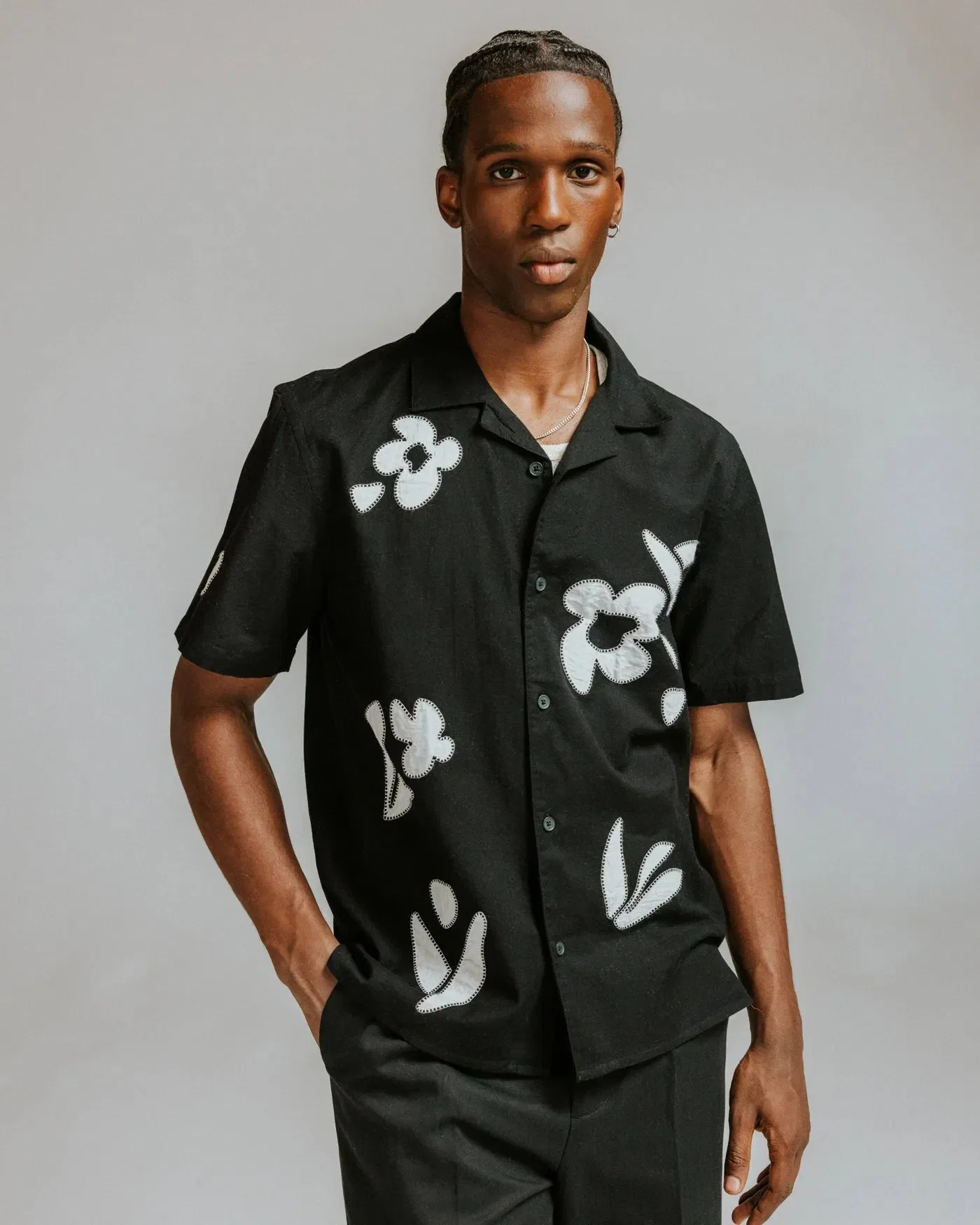 Wax London Didcot Shirt Abstract Applique - Black / Beige